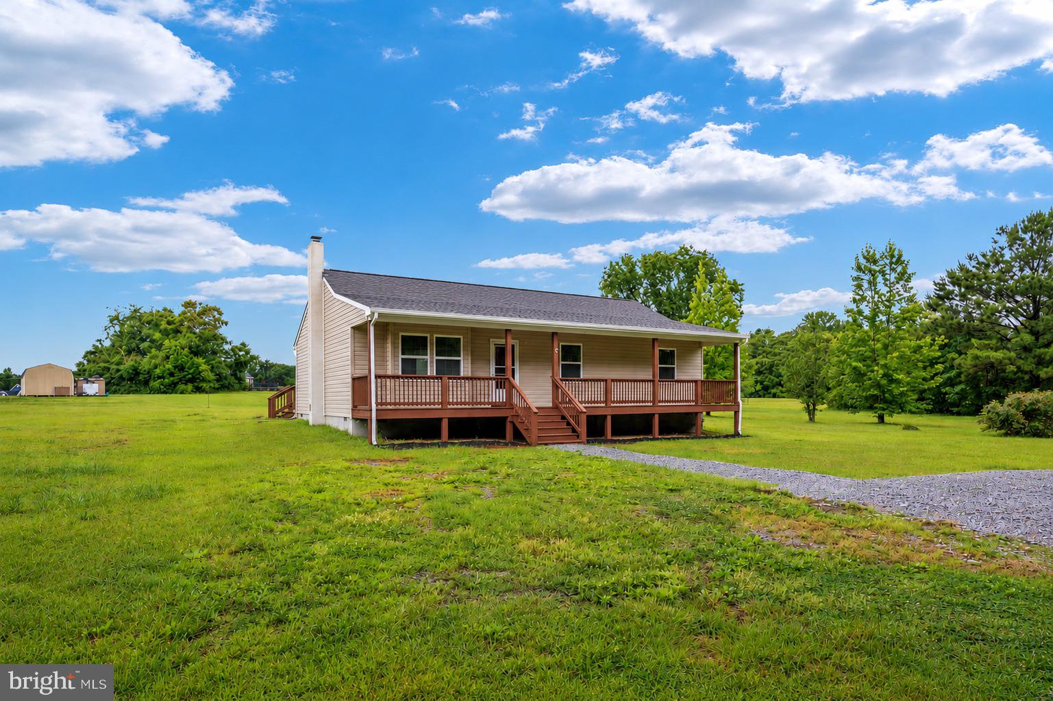BORDEN MEADOWS - Residential