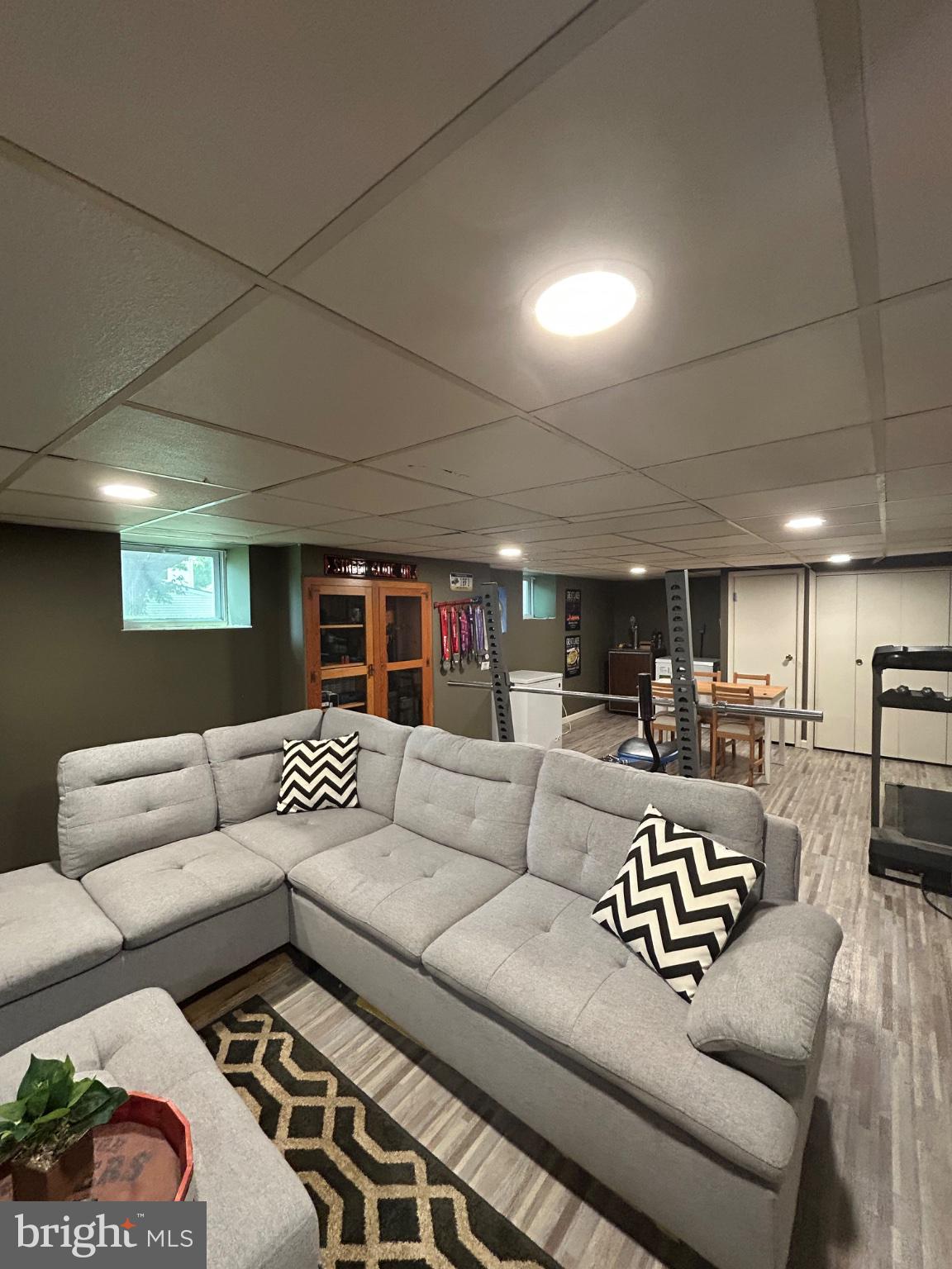 NEW CUMBERLAND - Residential