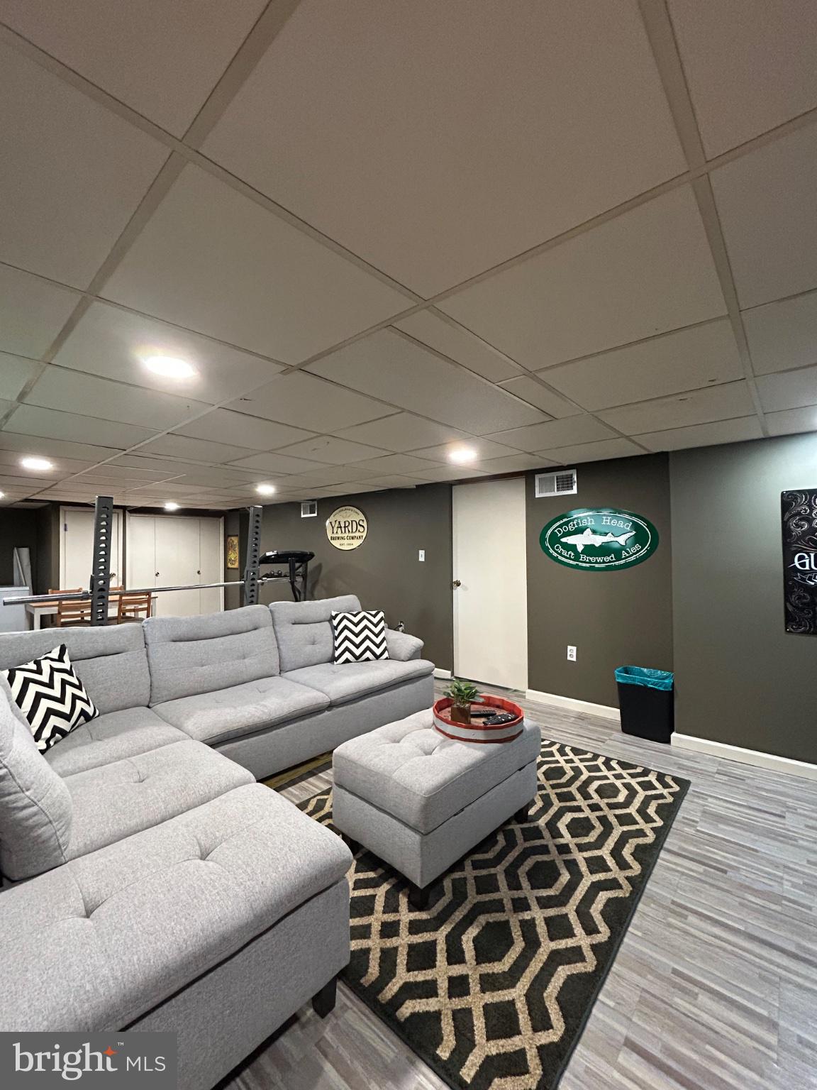 NEW CUMBERLAND - Residential