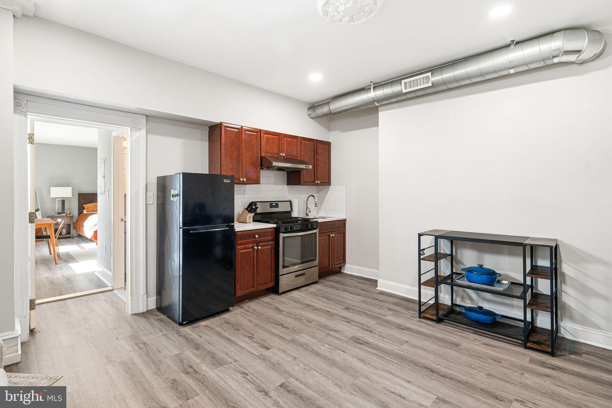 FAIRMOUNT - Residential Income
