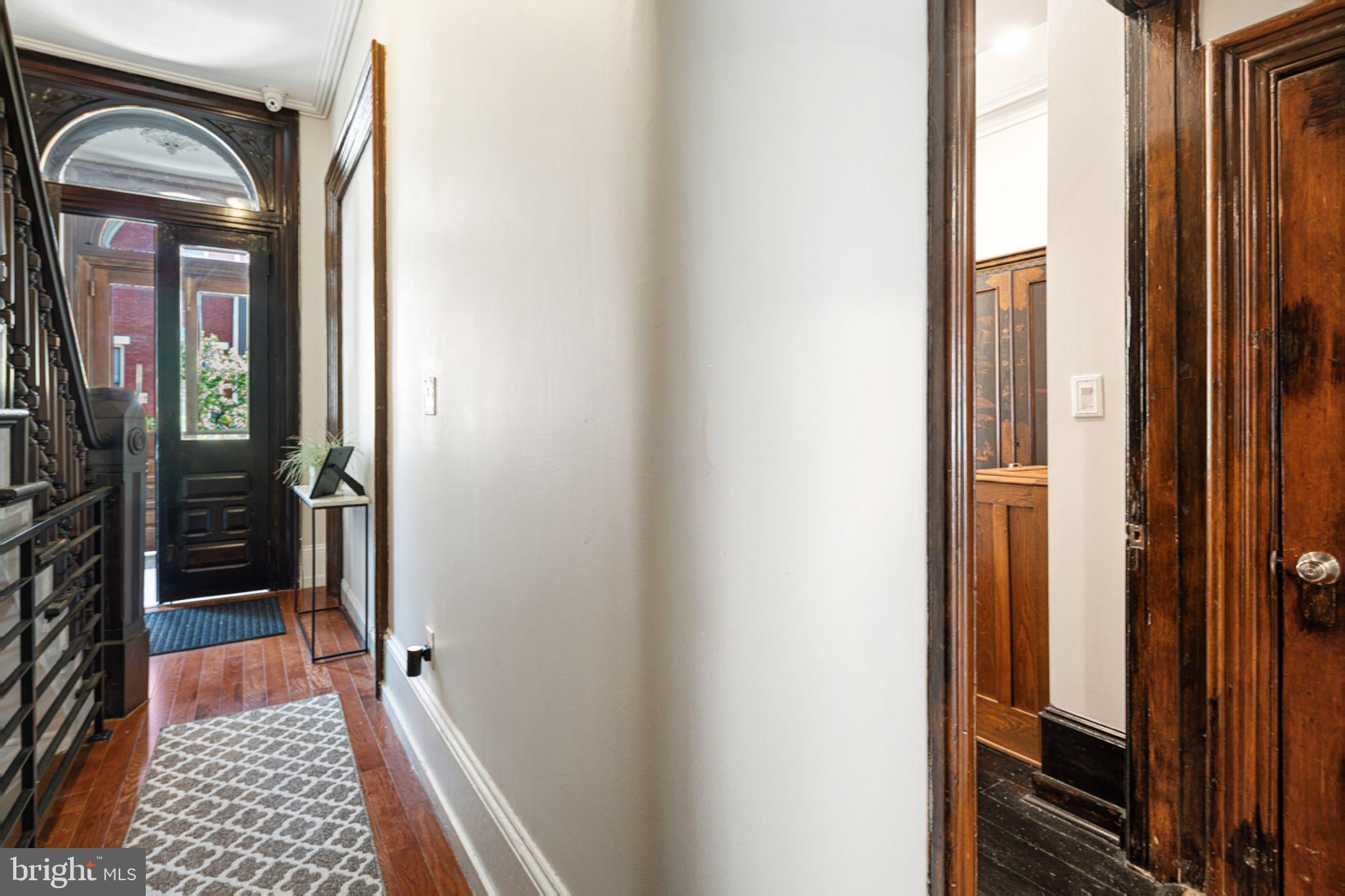 FAIRMOUNT - Residential Income