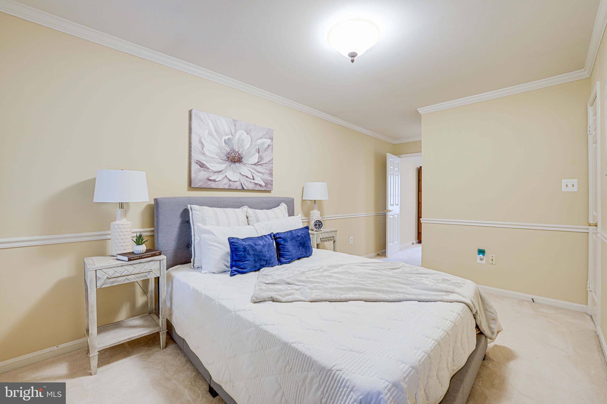 FAIRFAX STATION - Residential
