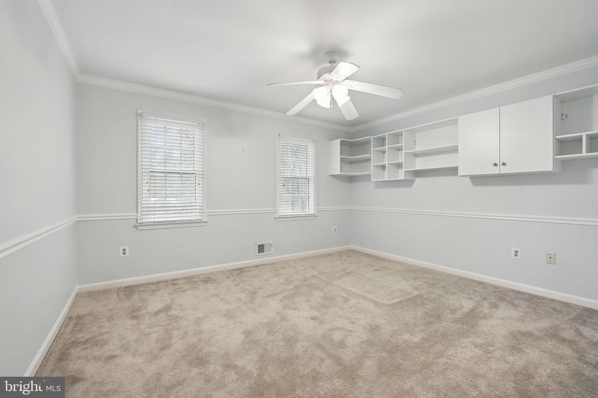 FAIRFAX STATION - Residential