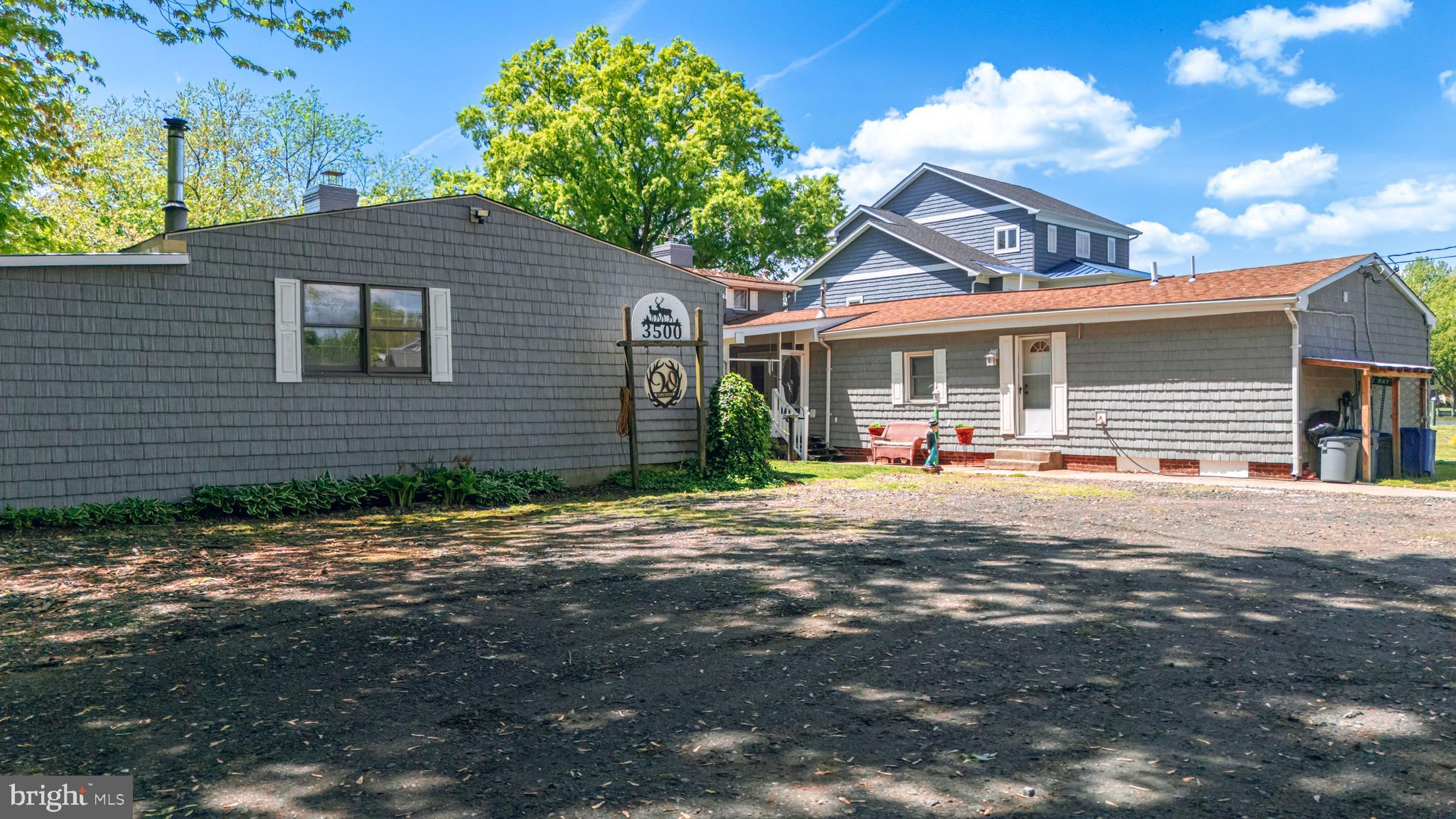 BOWLEYS QUARTERS - Residential