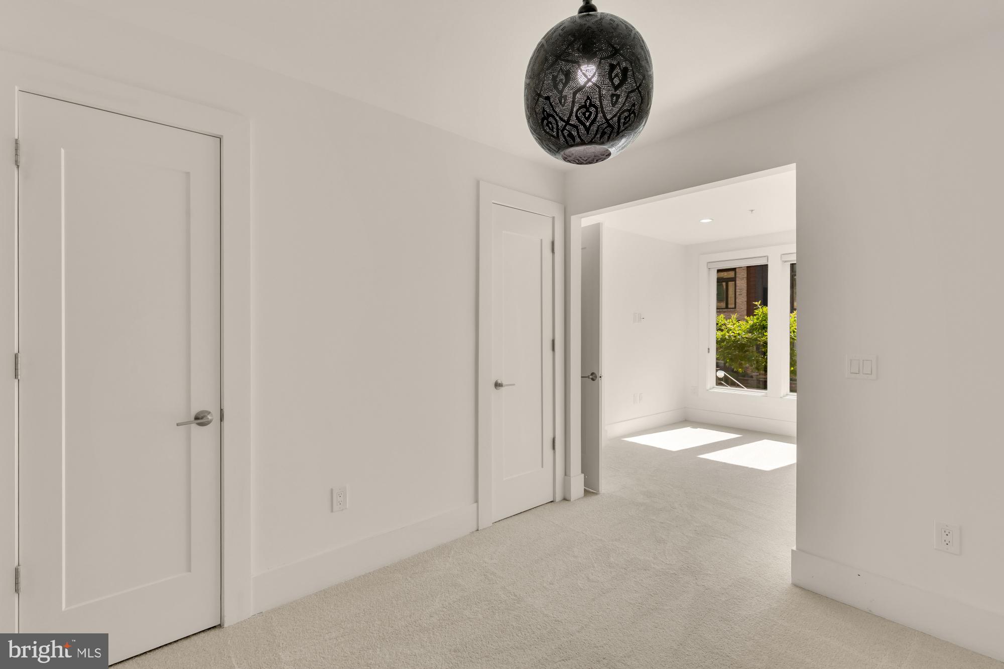 GROSVENOR HEIGHTS - Residential