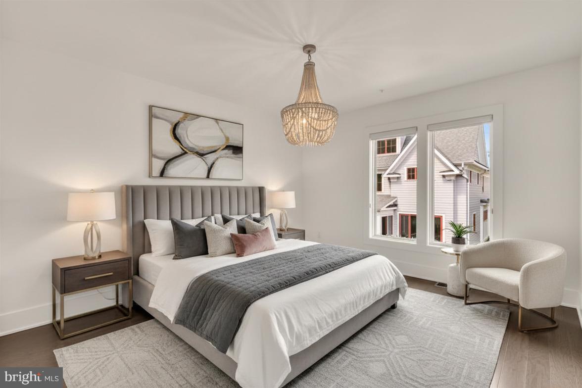GROSVENOR HEIGHTS - Residential