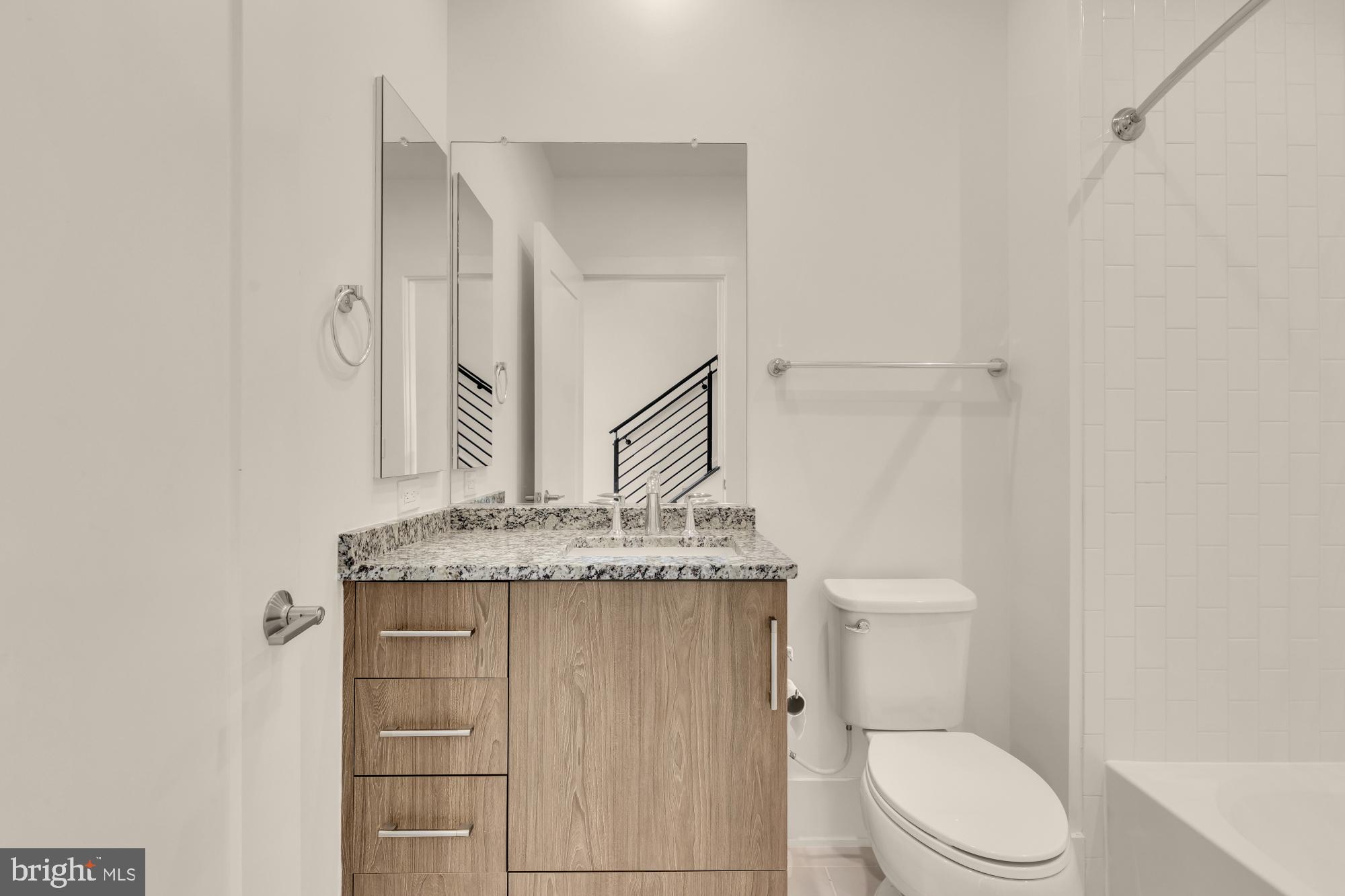 GROSVENOR HEIGHTS - Residential