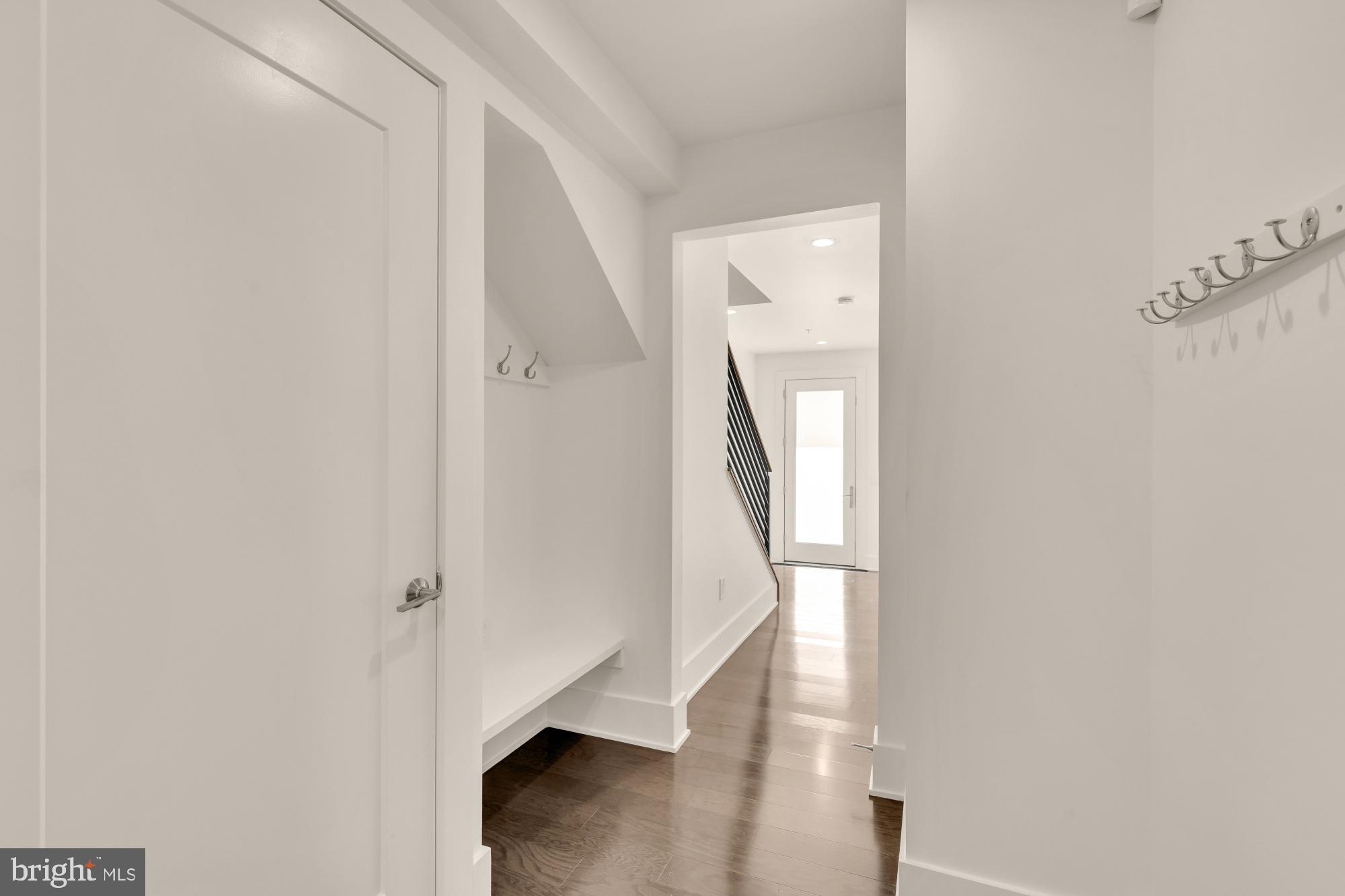 GROSVENOR HEIGHTS - Residential