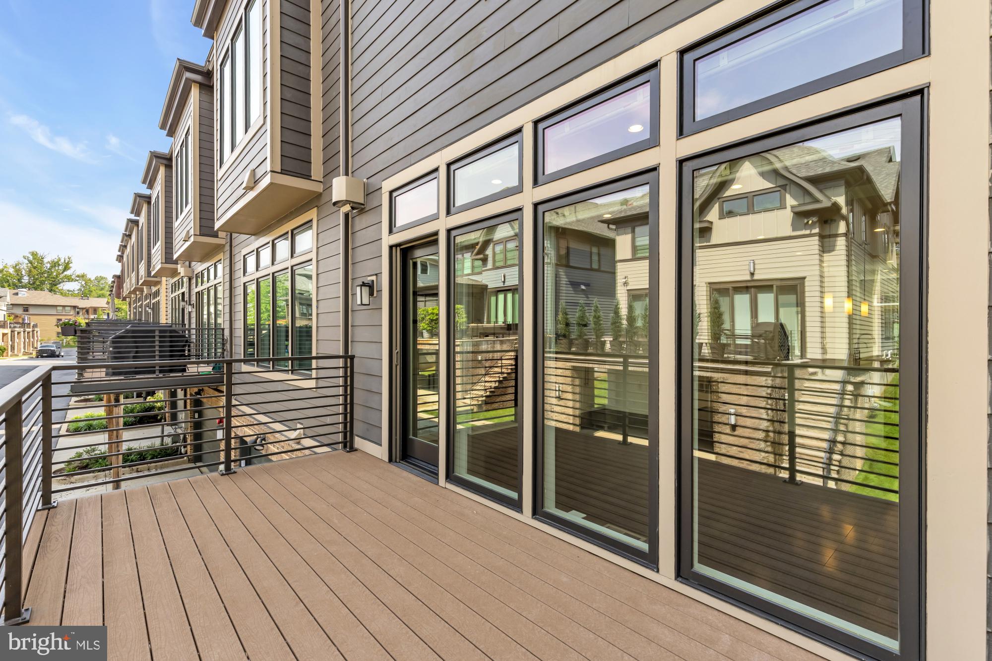 GROSVENOR HEIGHTS - Residential