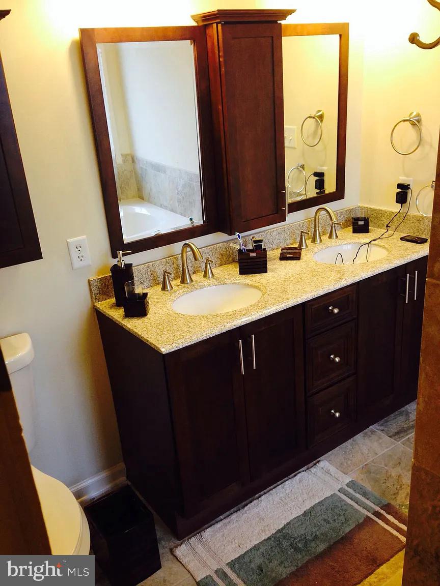 CARRIAGE HILL - Residential
