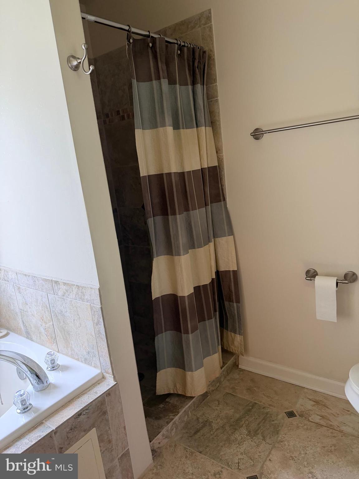 CARRIAGE HILL - Residential
