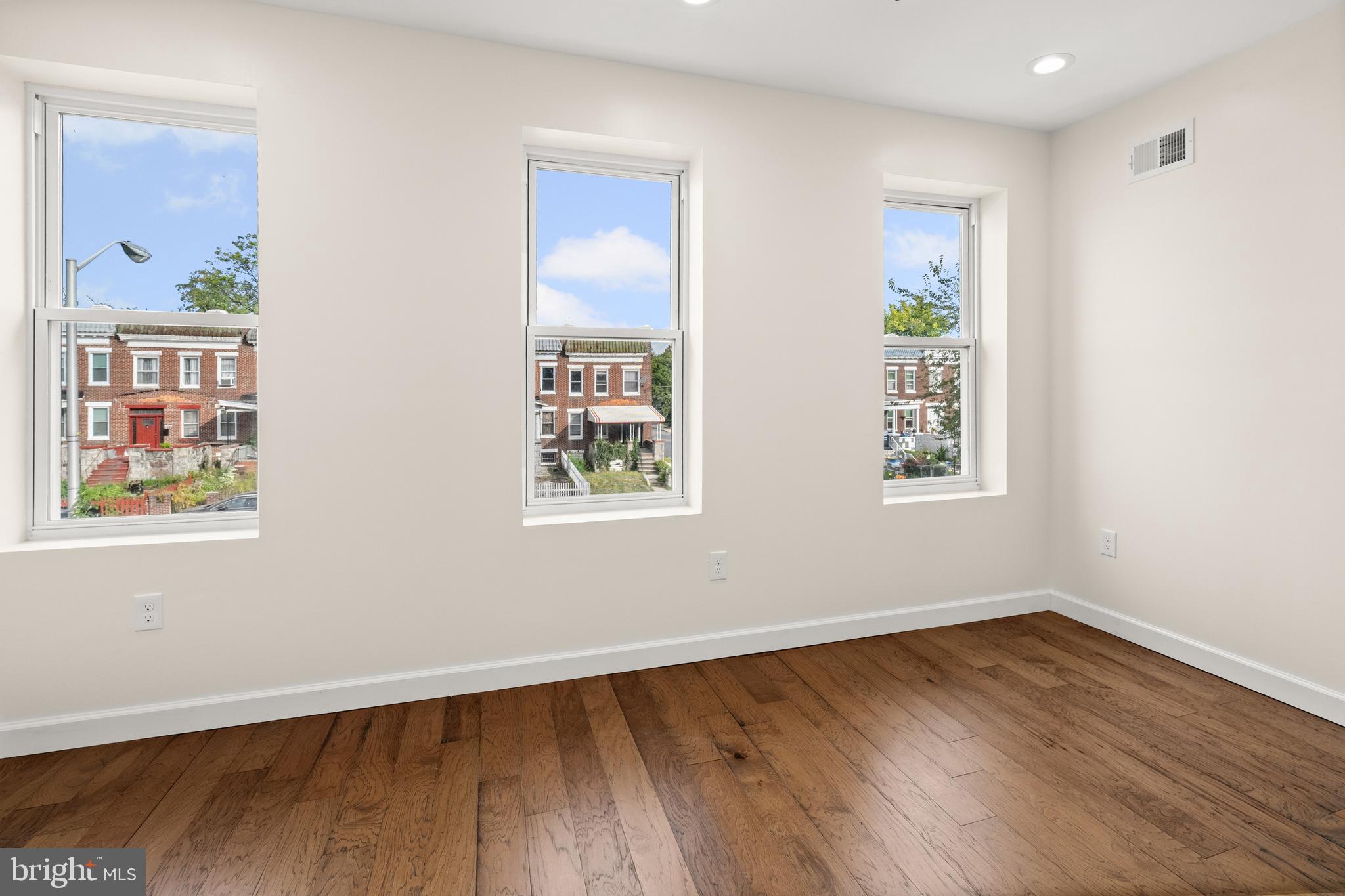 PIMLICO - Residential