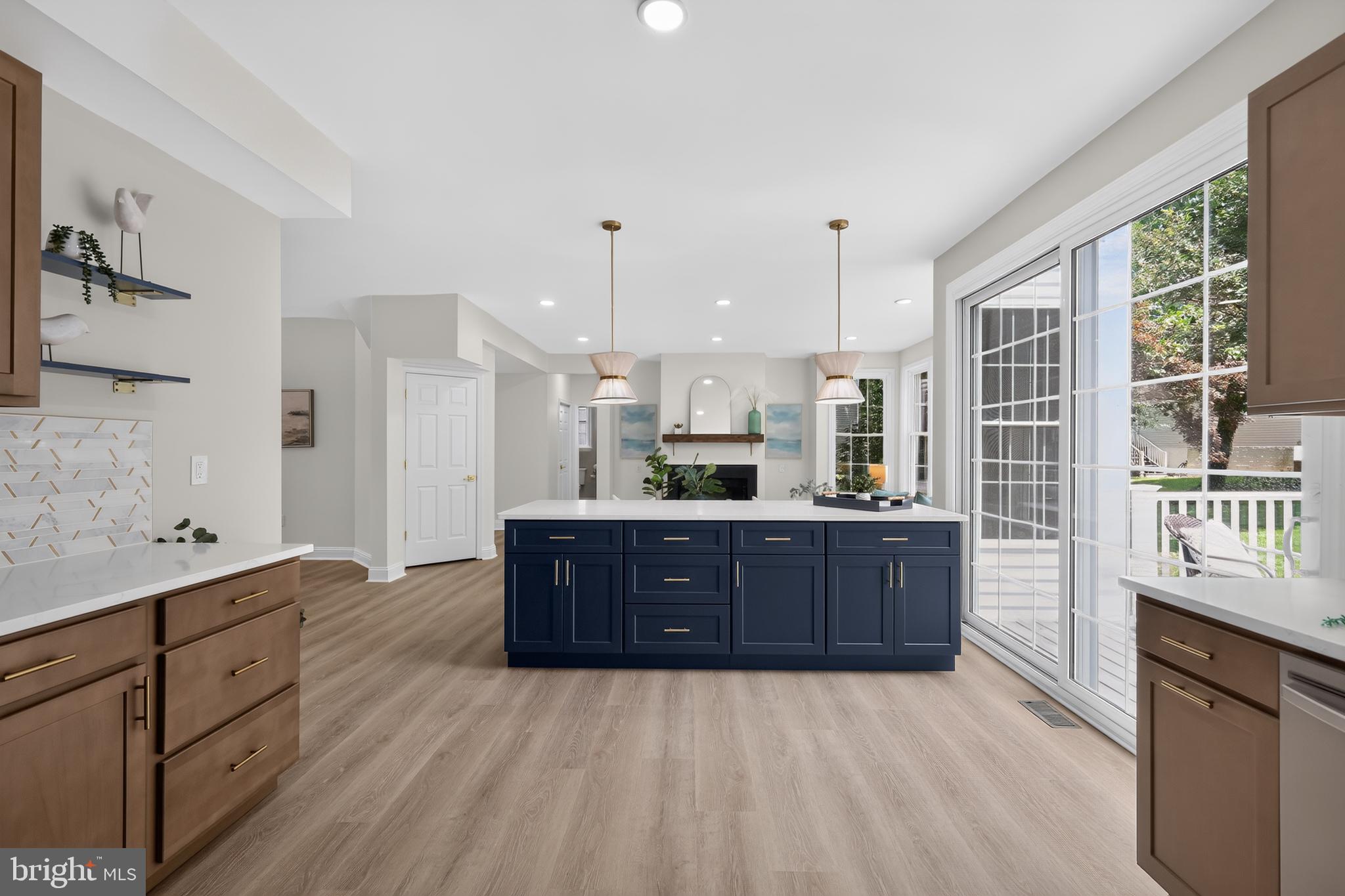 THE WILLOWS OF CROFTON - Residential