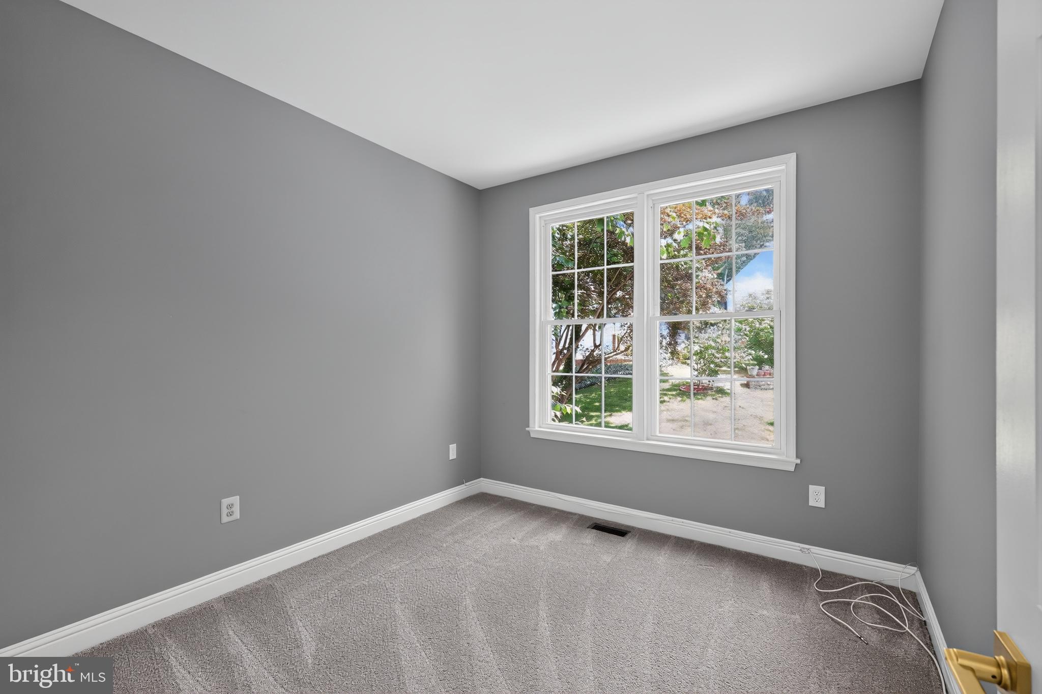 THE WILLOWS OF CROFTON - Residential