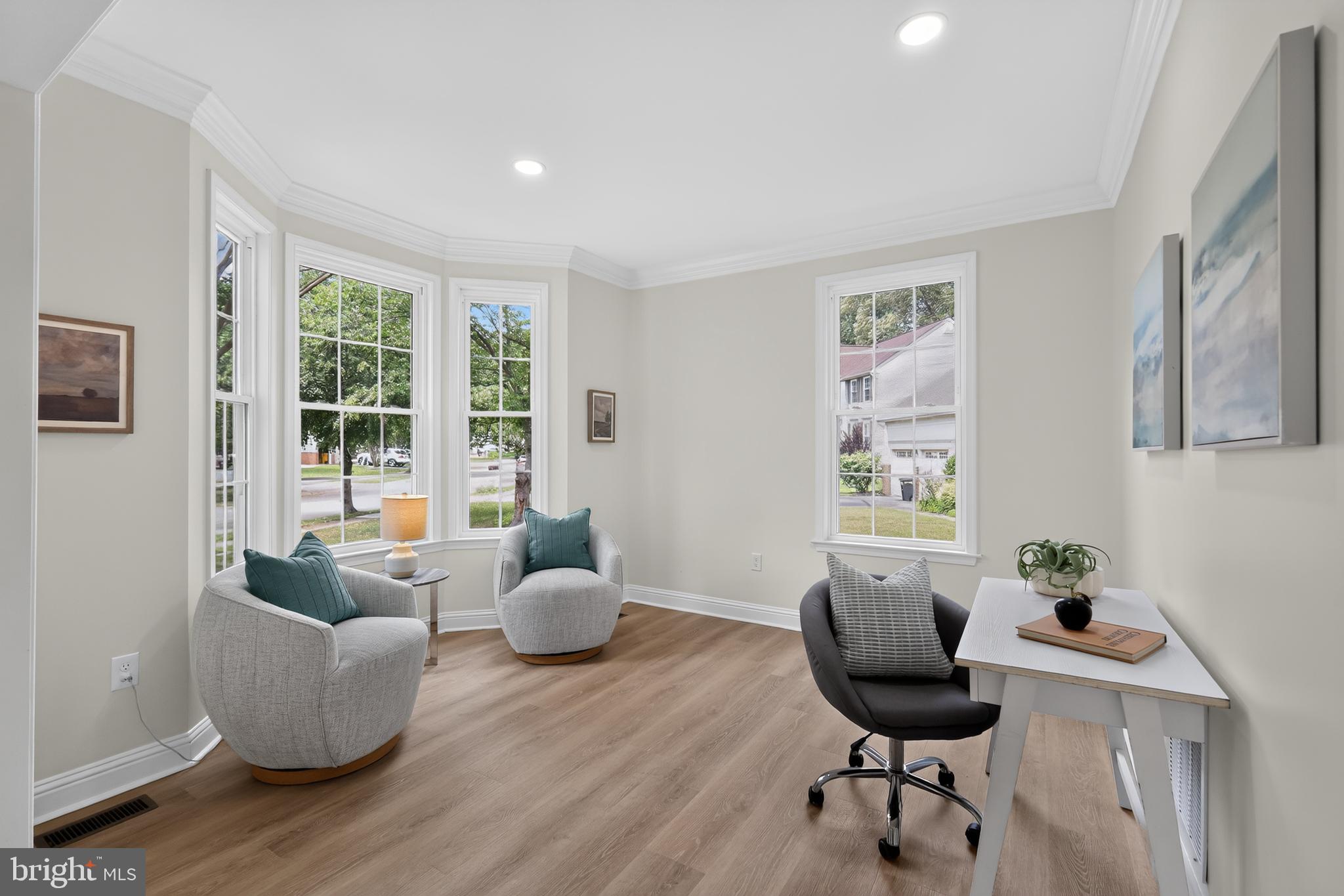 THE WILLOWS OF CROFTON - Residential