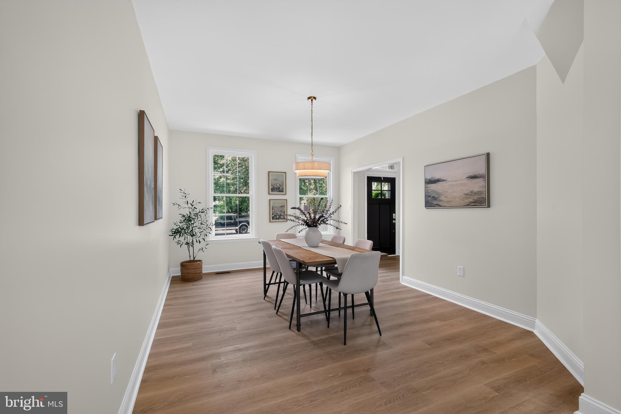 THE WILLOWS OF CROFTON - Residential
