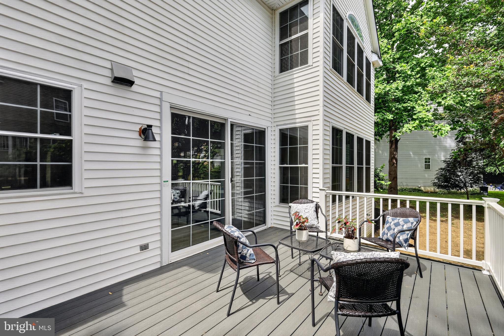 THE WILLOWS OF CROFTON - Residential