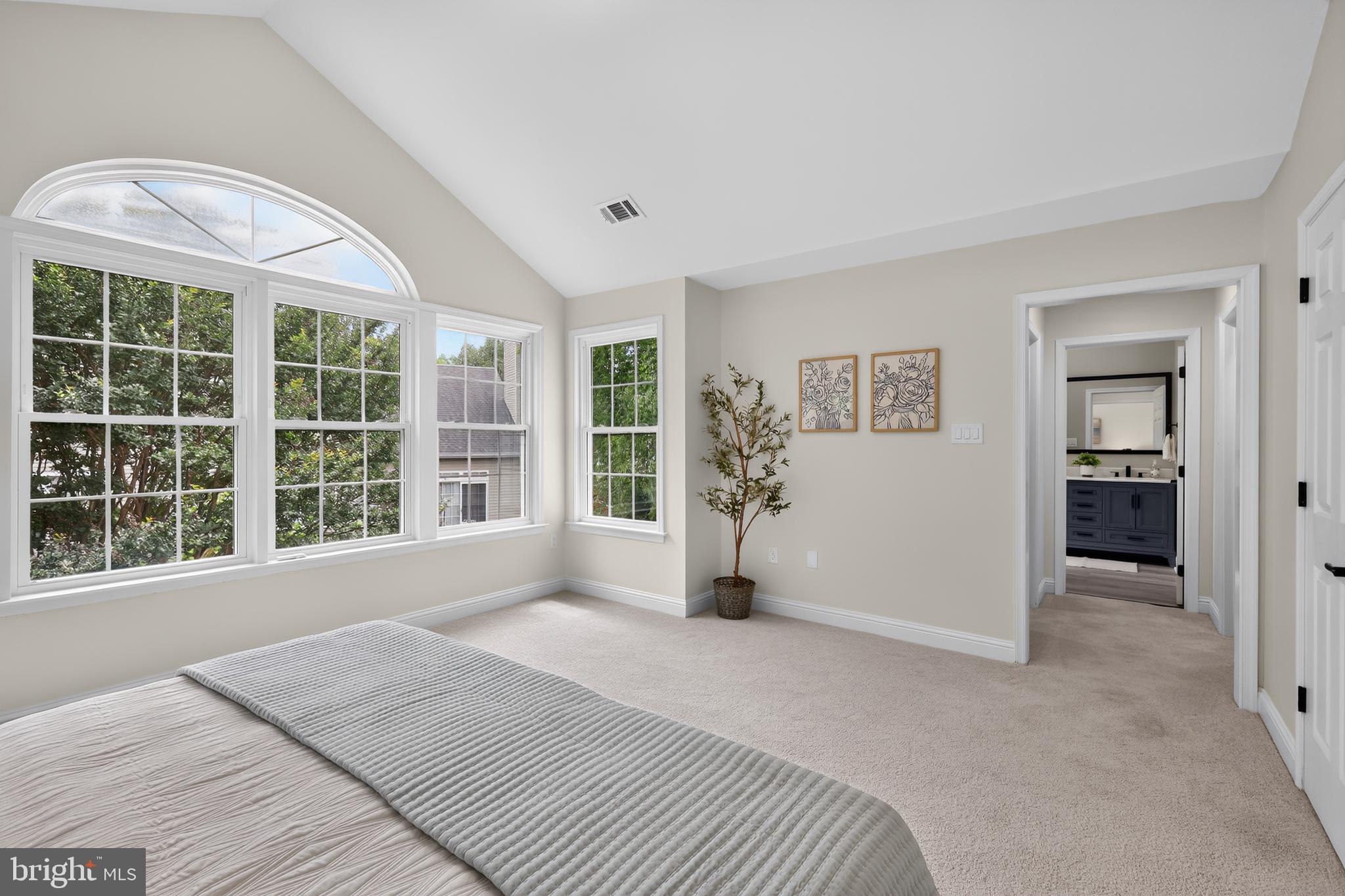 THE WILLOWS OF CROFTON - Residential