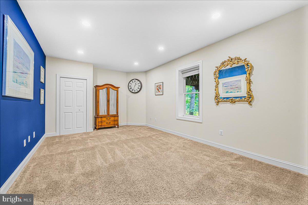 WOODLANDS - Residential