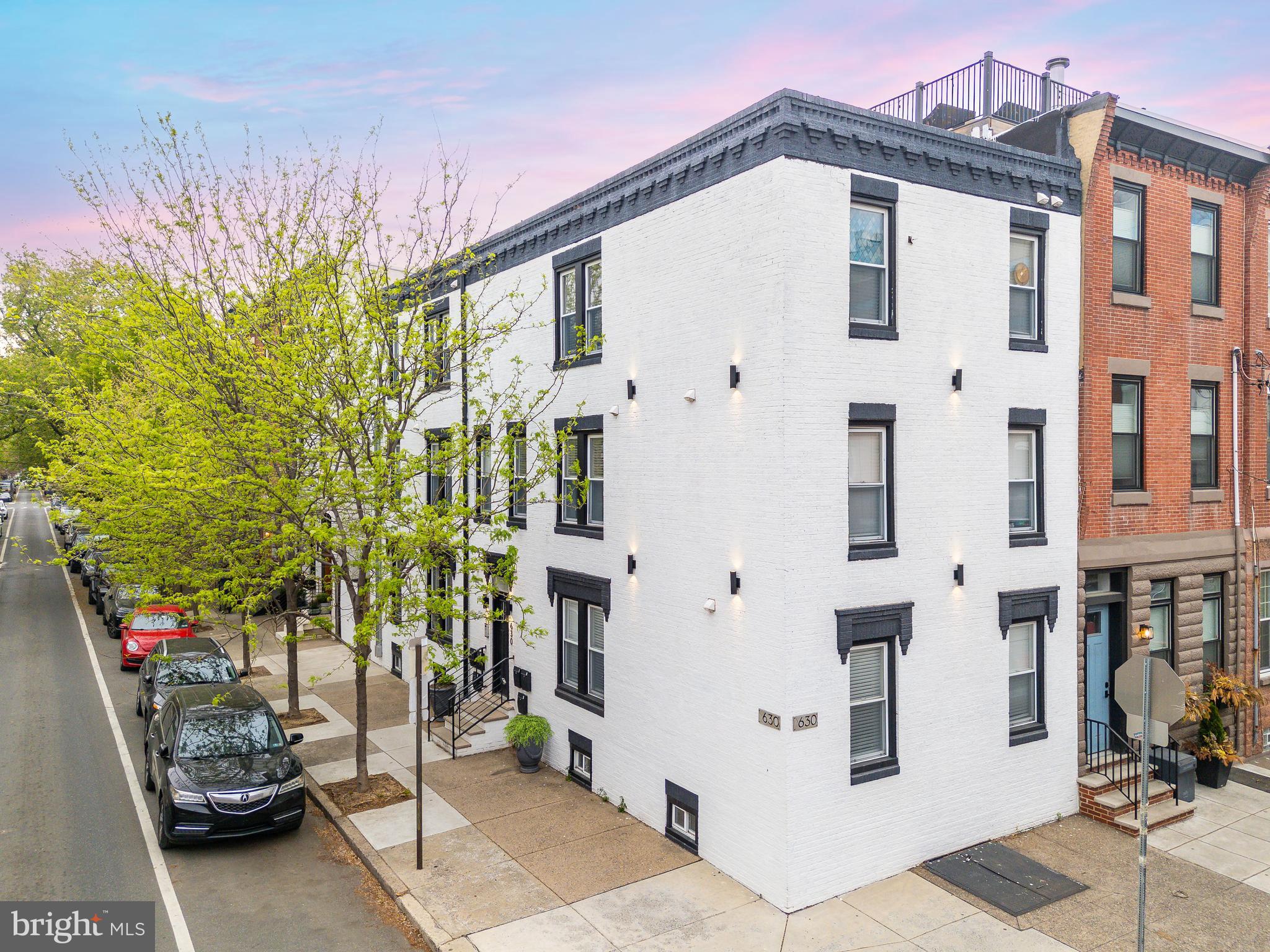 GRADUATE HOSPITAL - Commercial Sale