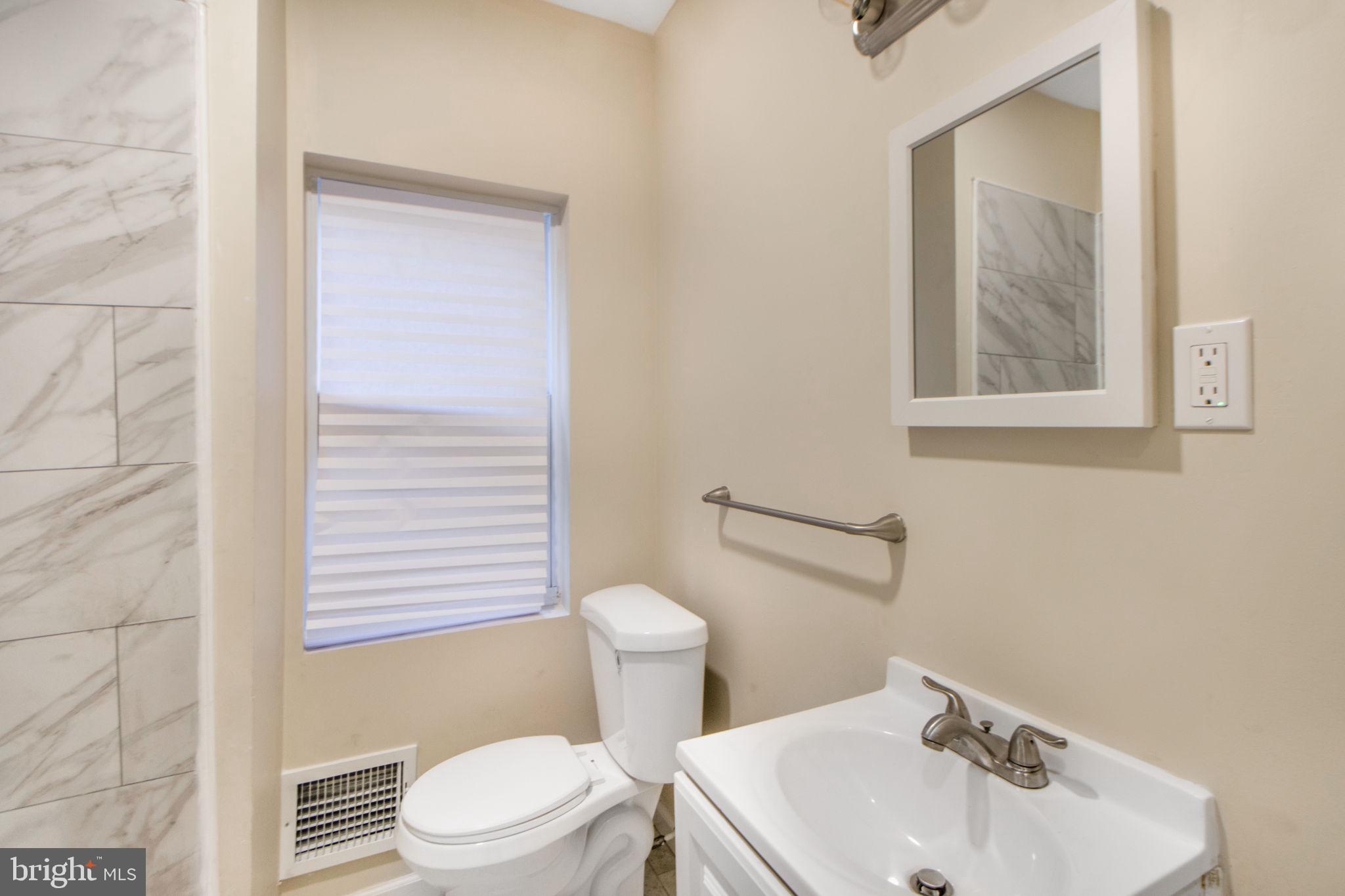 EAST BALTIMORE MIDWAY - Residential