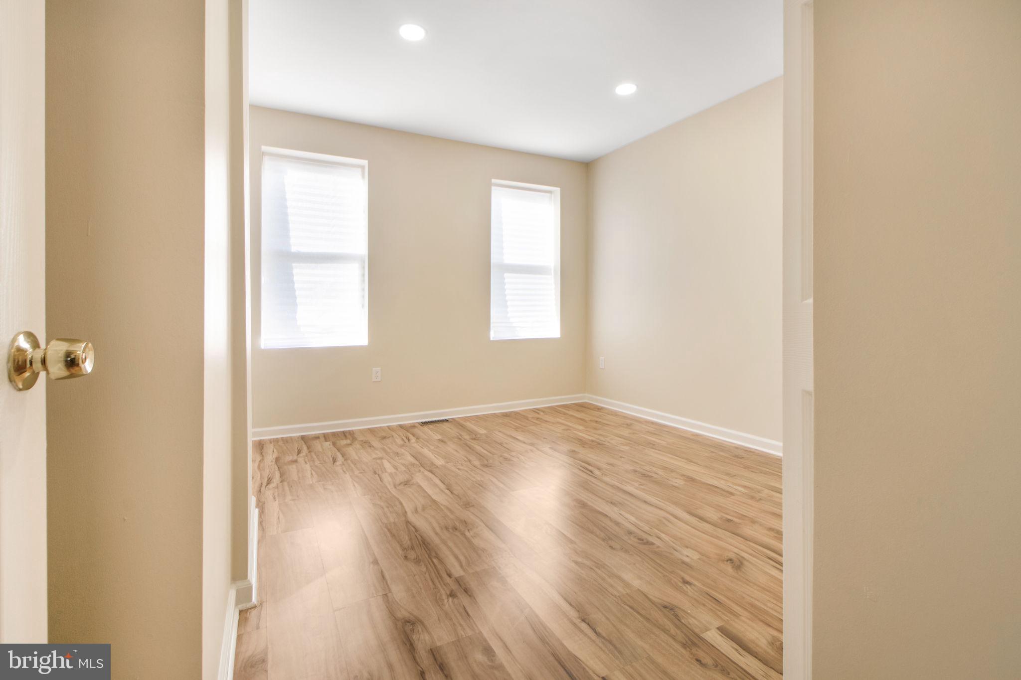 EAST BALTIMORE MIDWAY - Residential