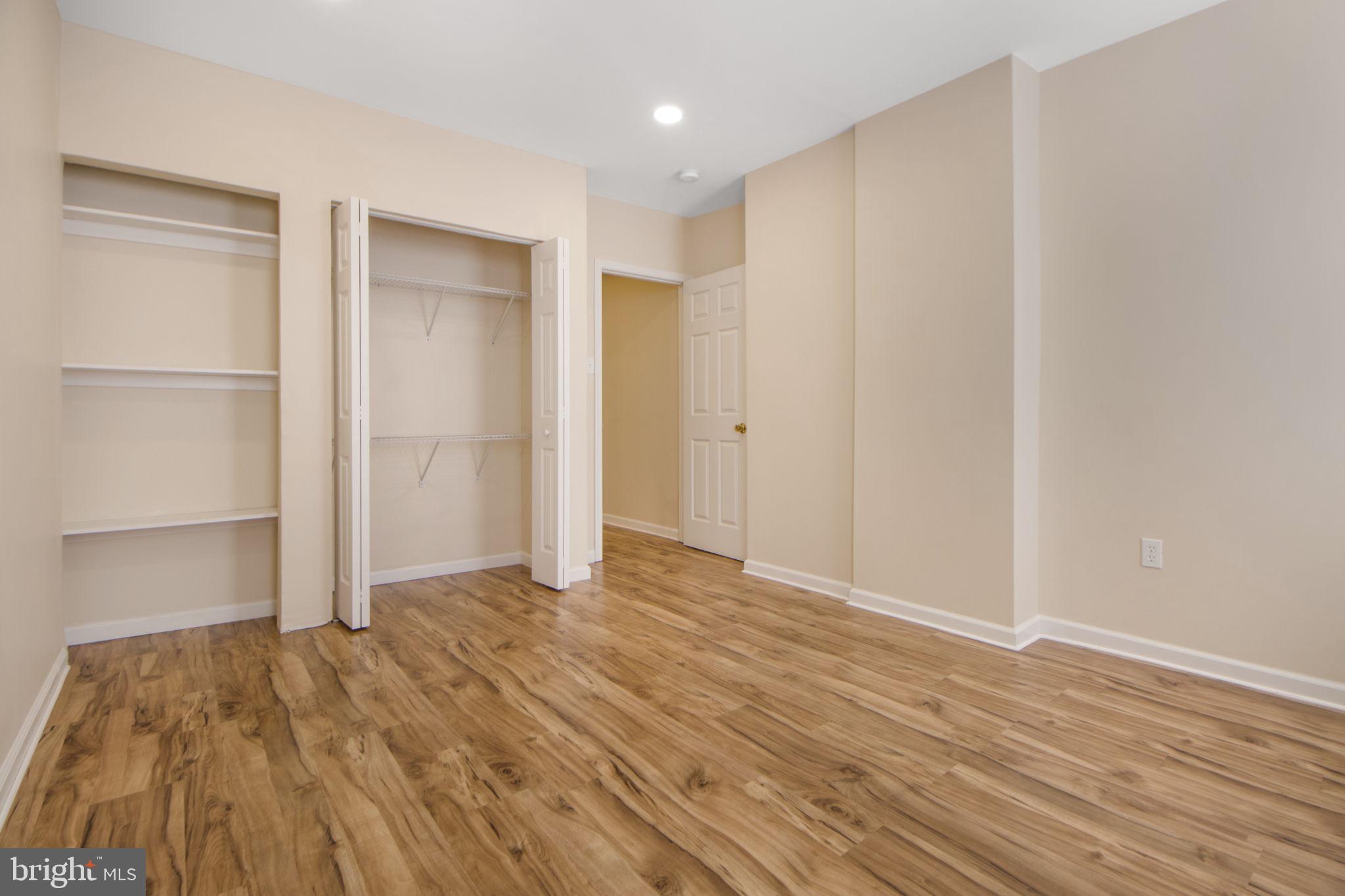 EAST BALTIMORE MIDWAY - Residential