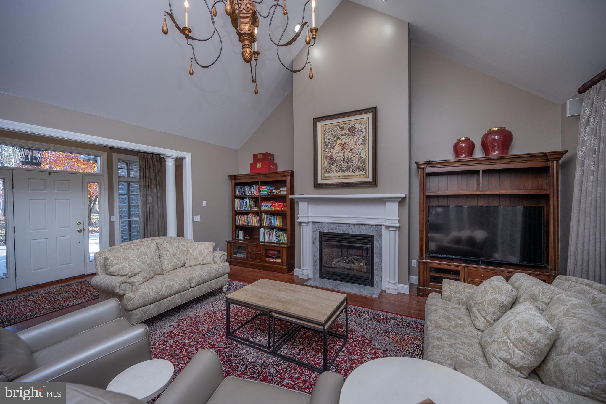 MOUNTAIN LAKE PARK - Residential