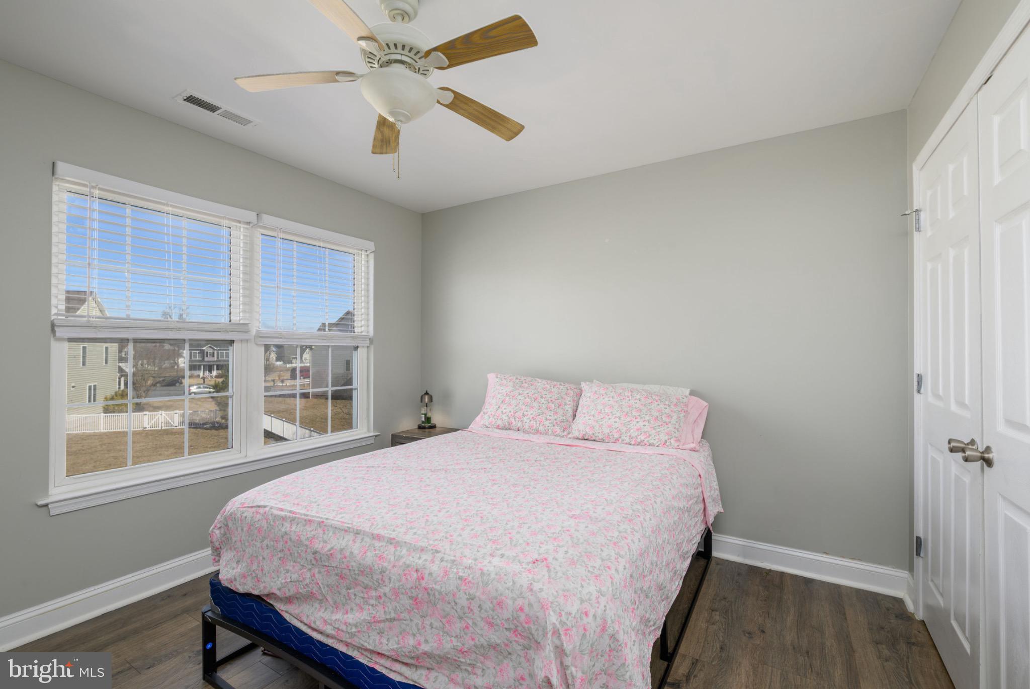 EAST FIELD - Residential