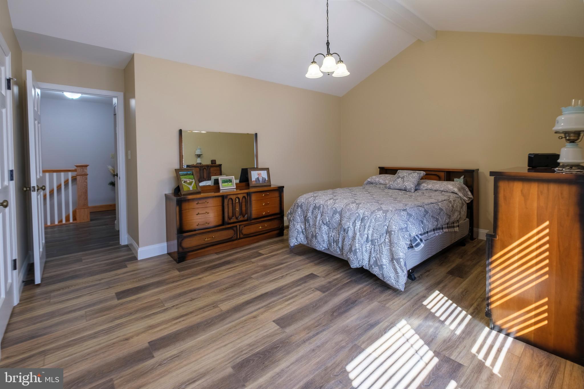 BEDFORD - Residential