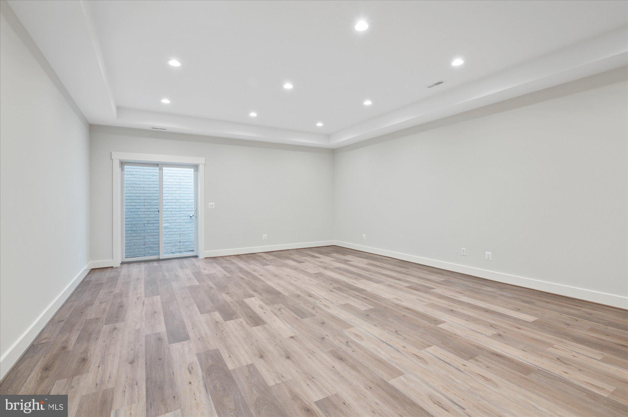 MARLBORO ESTATES - Residential