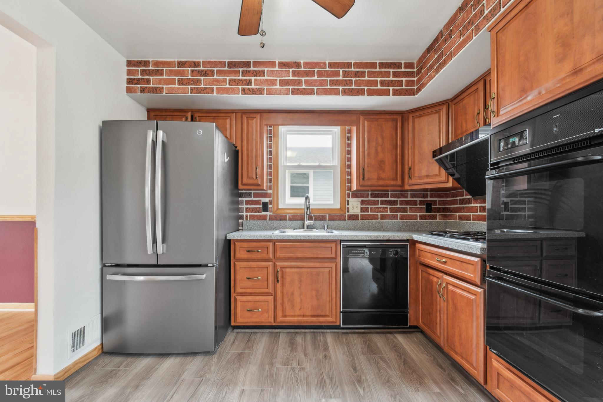 GLENSIDE PARK - Residential