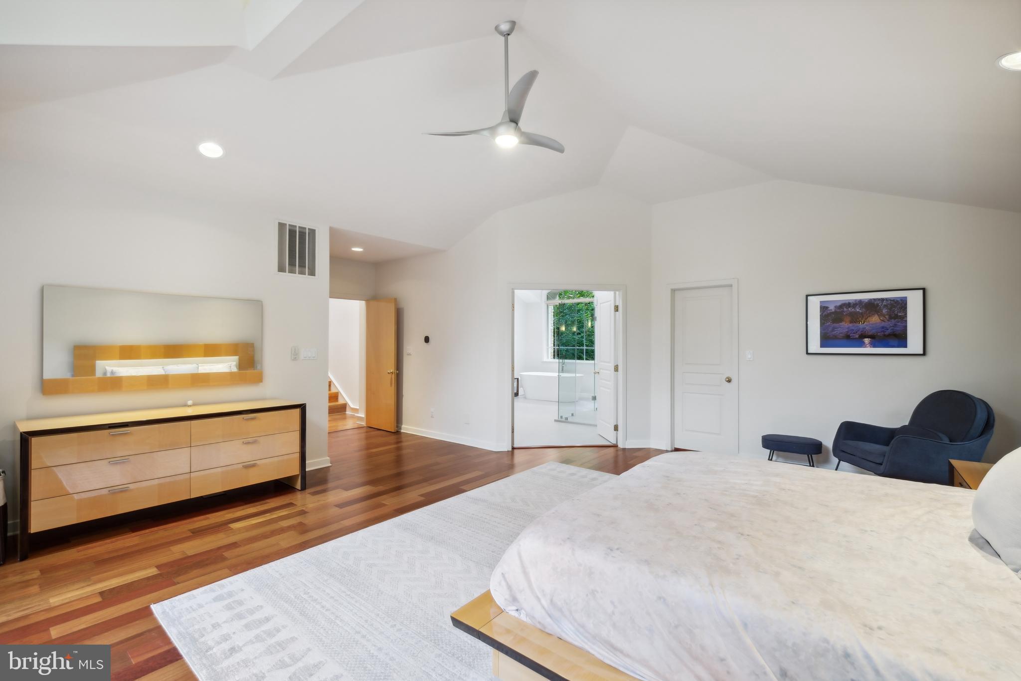 AVENEL - Residential