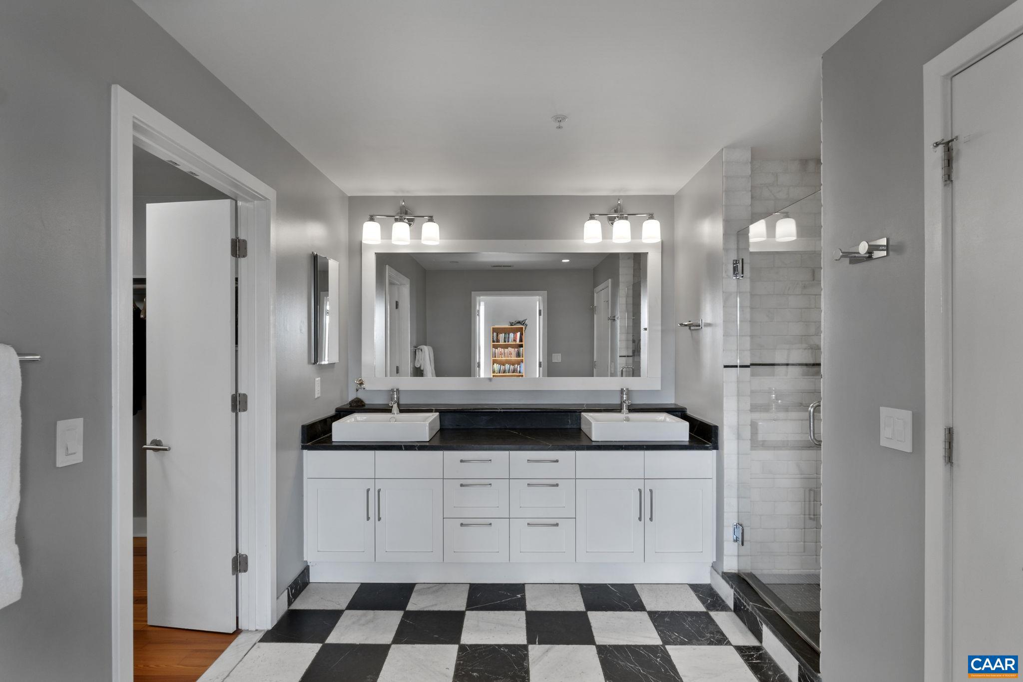 THE GLEASON - Residential