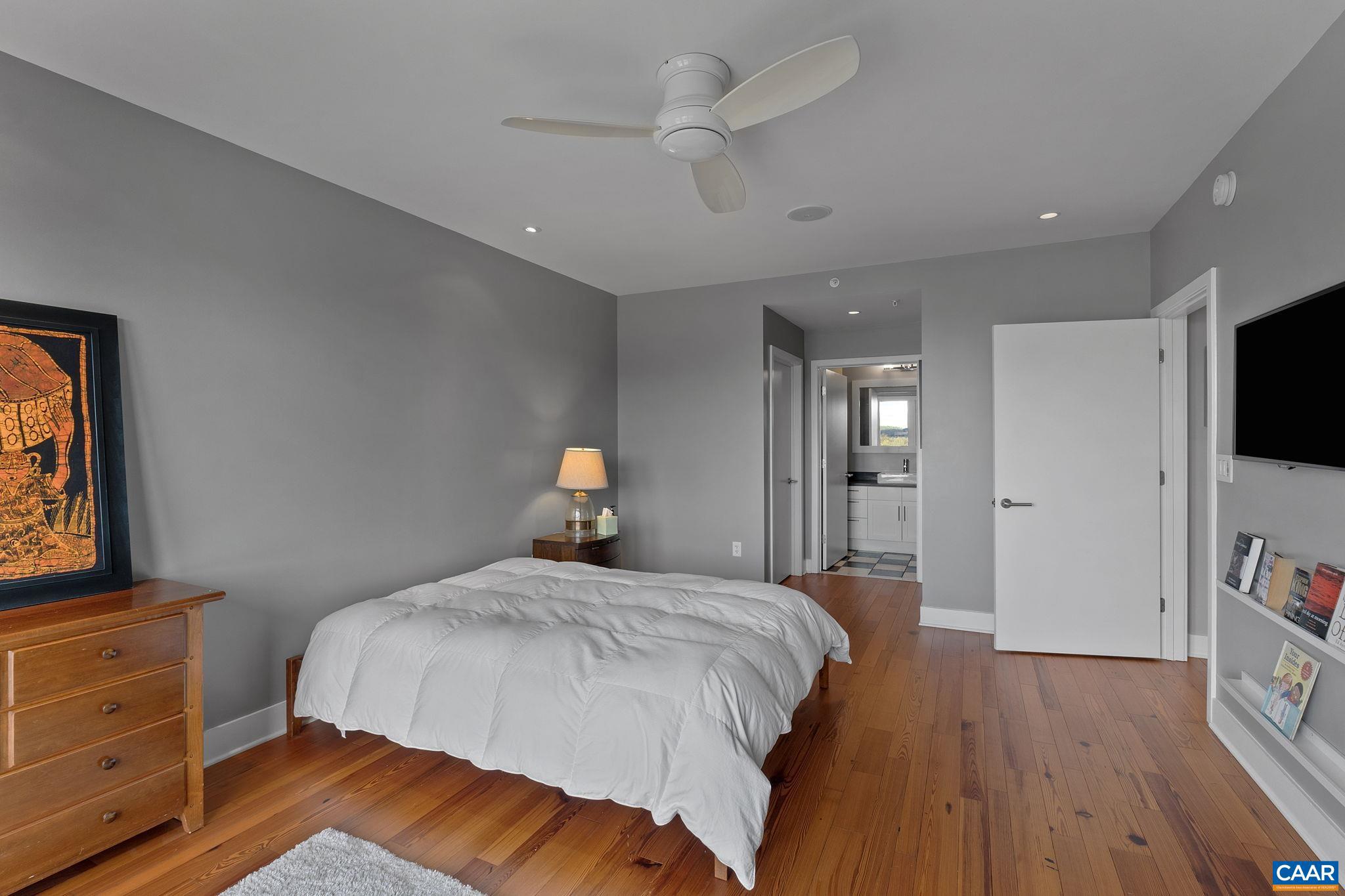 THE GLEASON - Residential