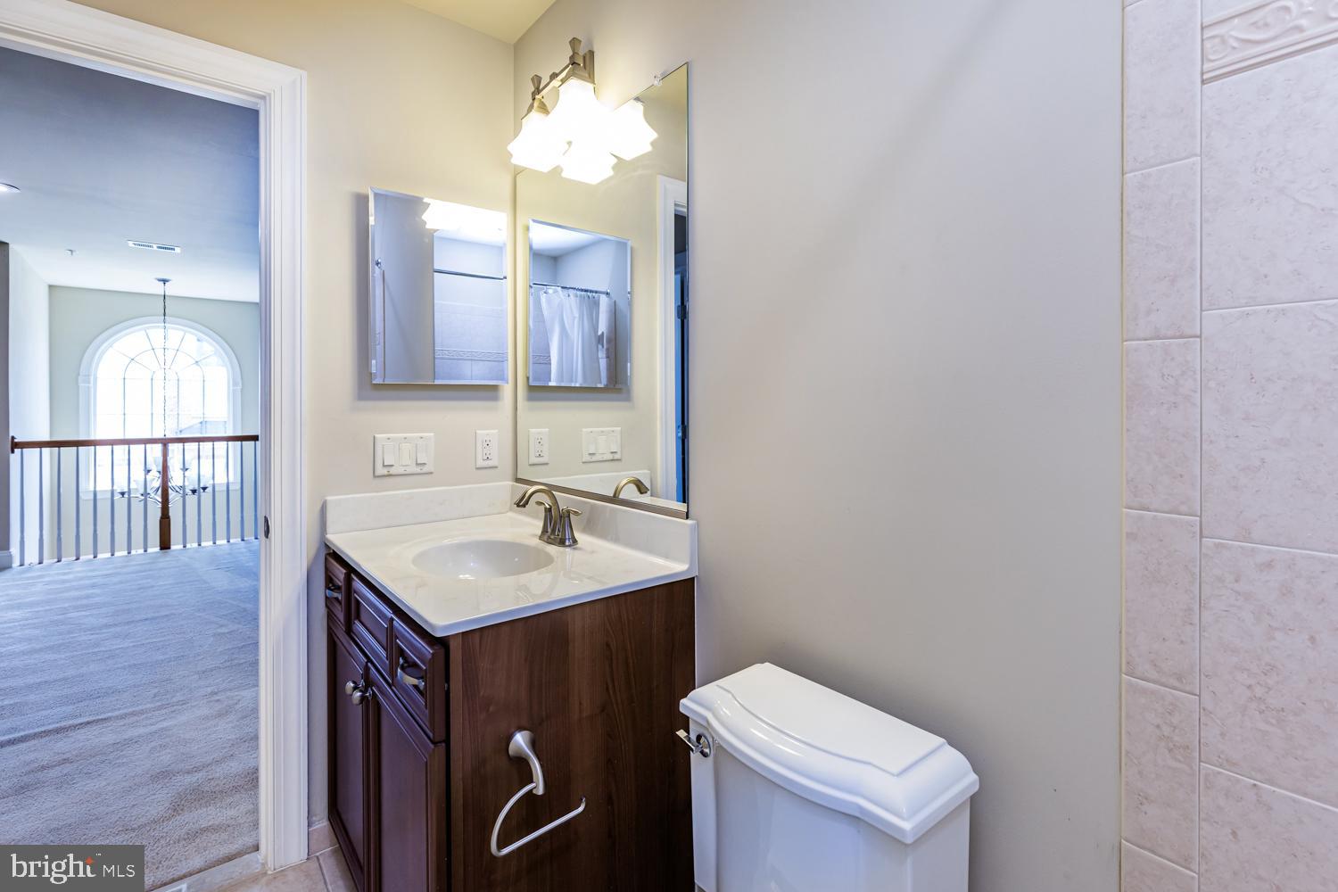 ENCLAVE AT ELLICOTT STATION - Residential