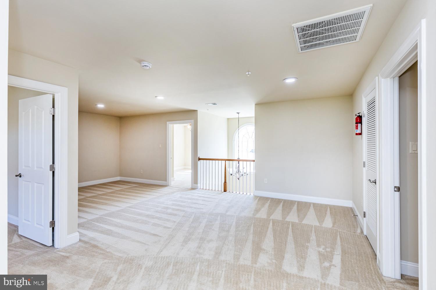 ENCLAVE AT ELLICOTT STATION - Residential