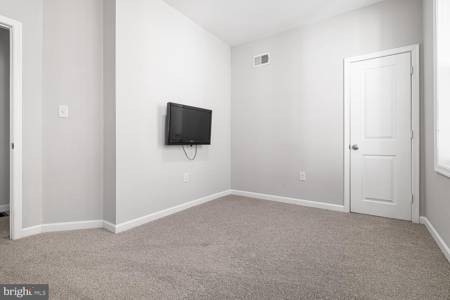 GERMANTOWN (EAST) - Residential