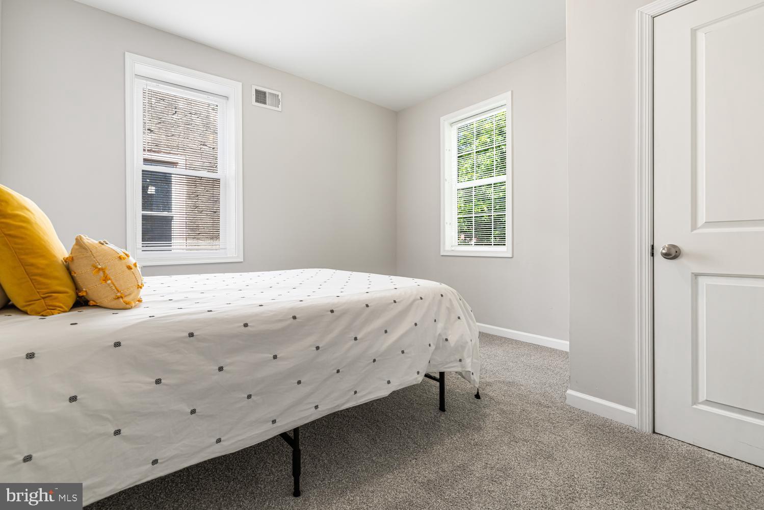 GERMANTOWN (EAST) - Residential