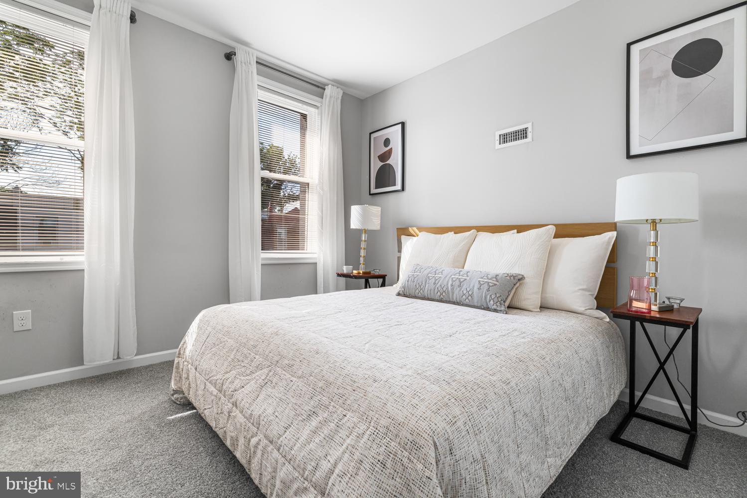 GERMANTOWN (EAST) - Residential