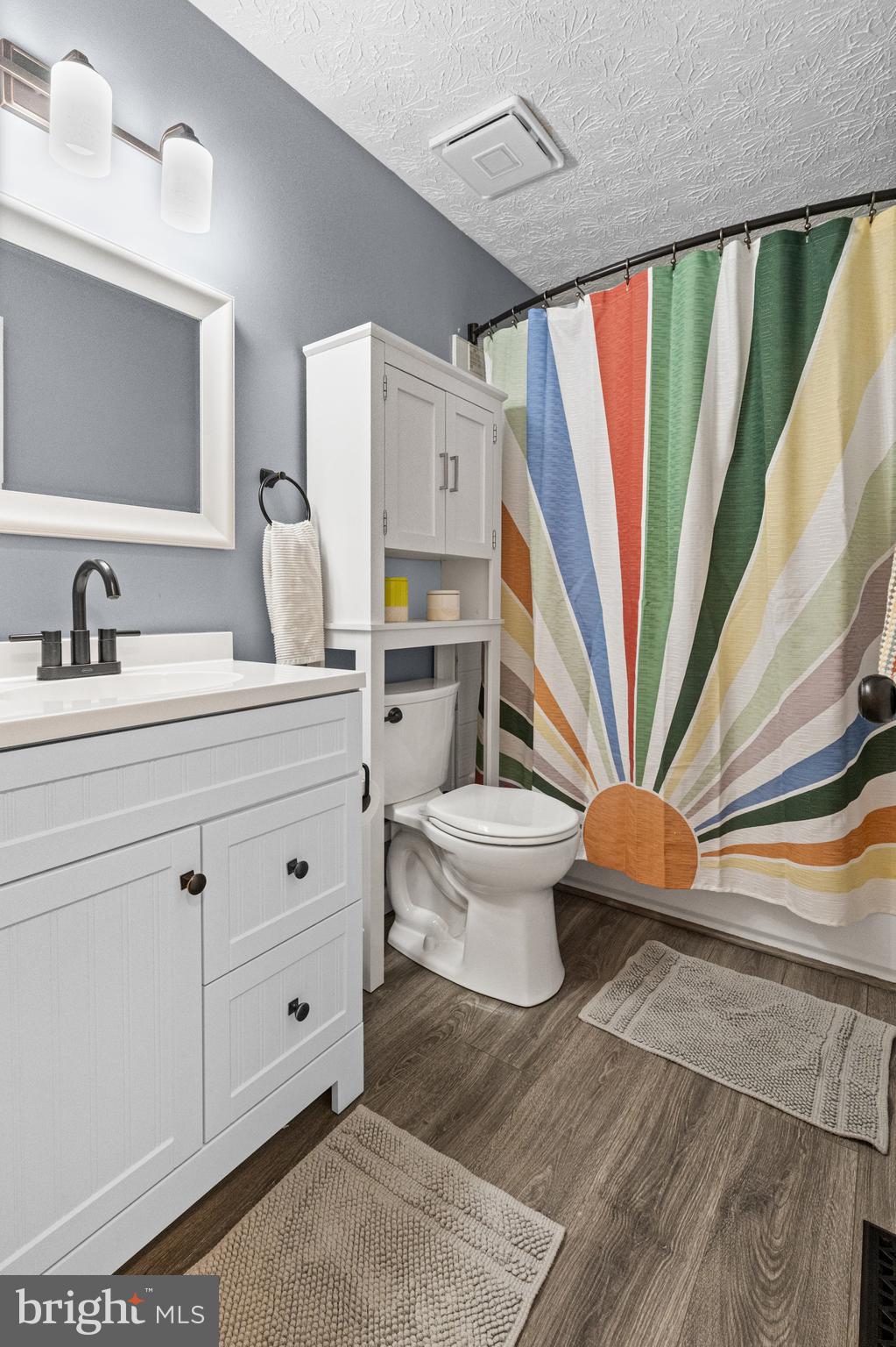 BROADVIEW - Residential