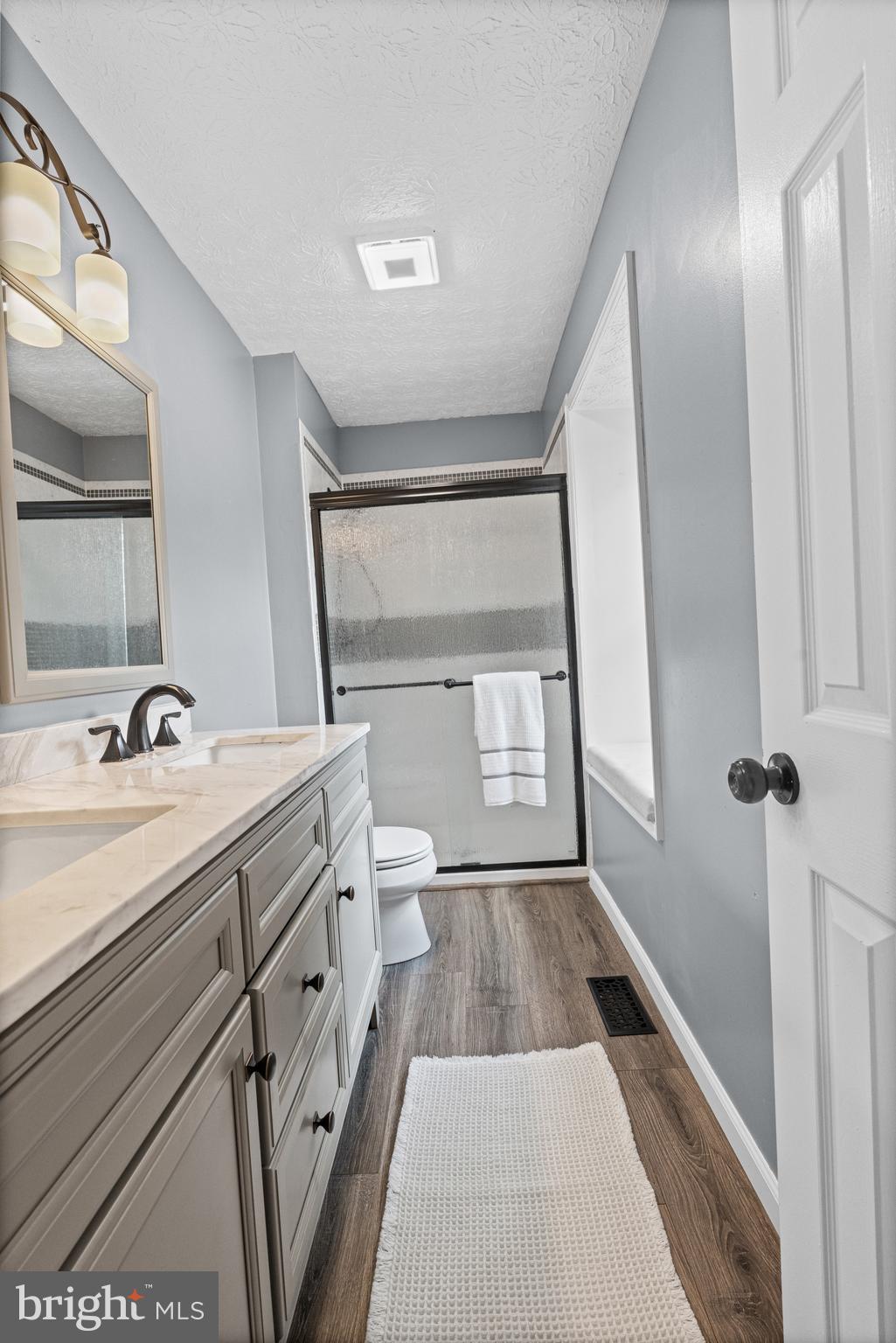 BROADVIEW - Residential