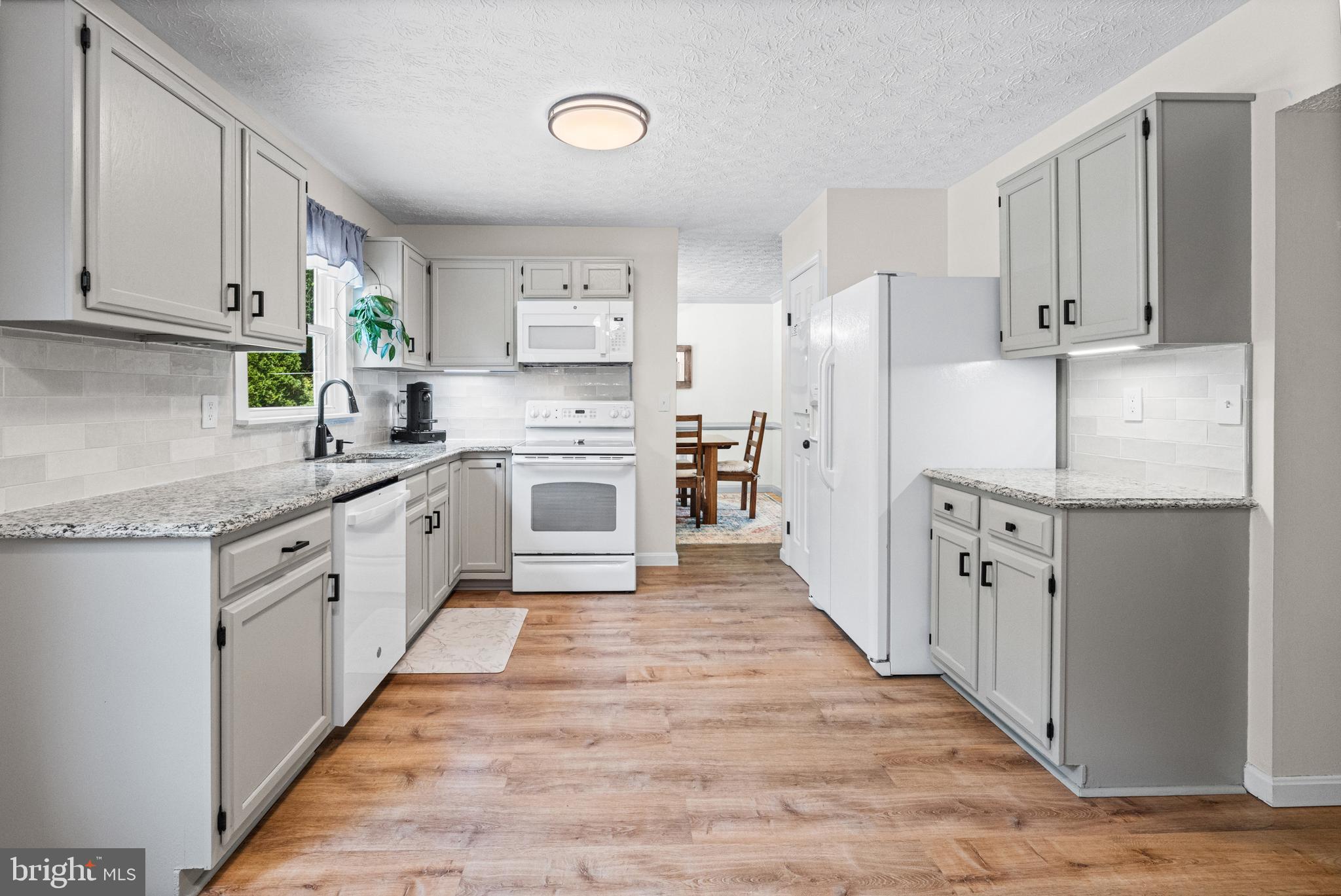BROADVIEW - Residential