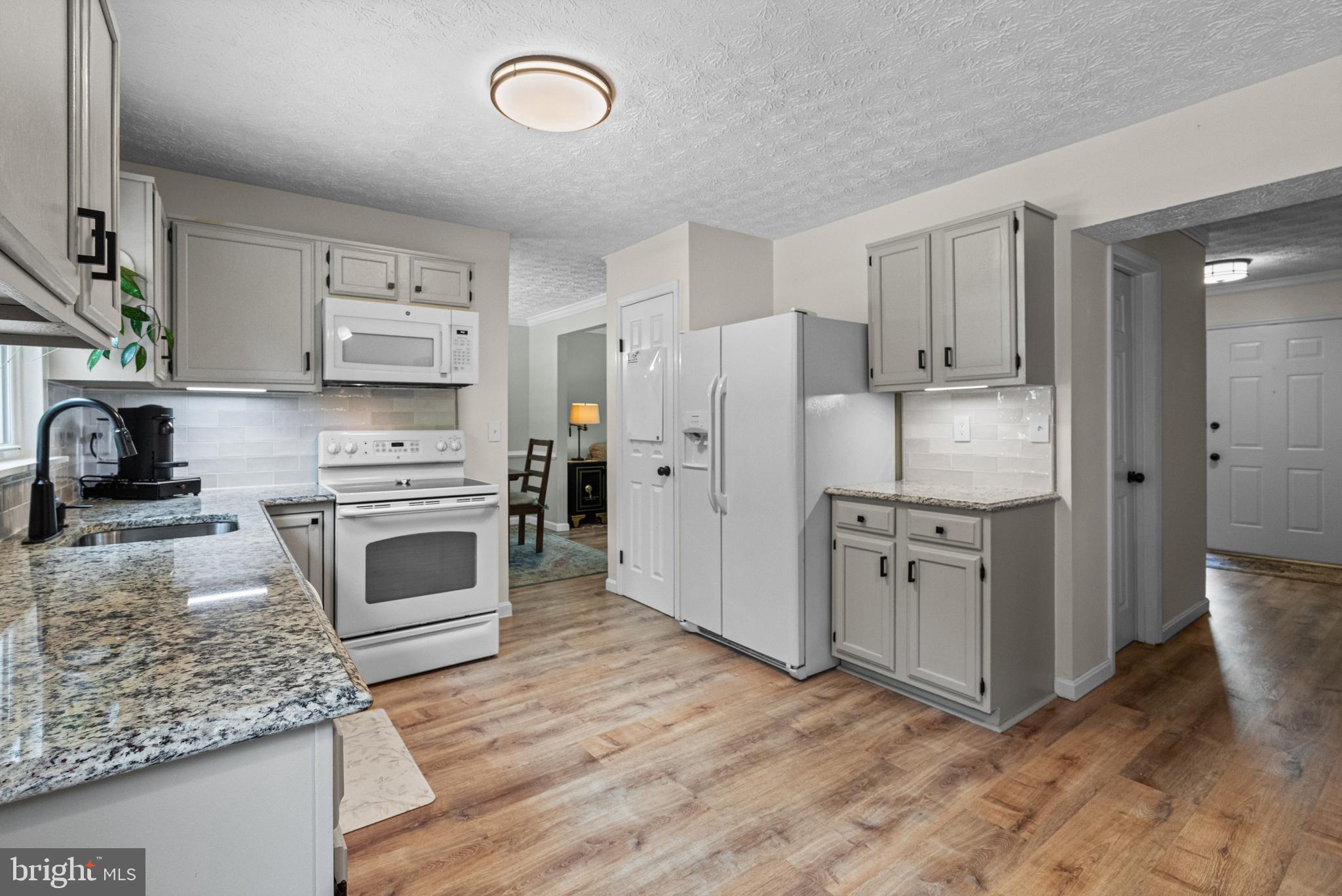 BROADVIEW - Residential