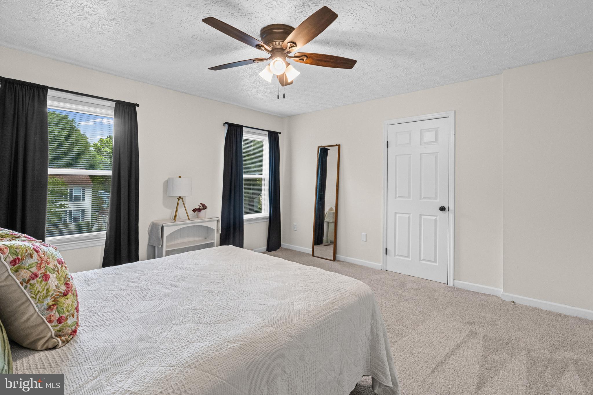 BROADVIEW - Residential