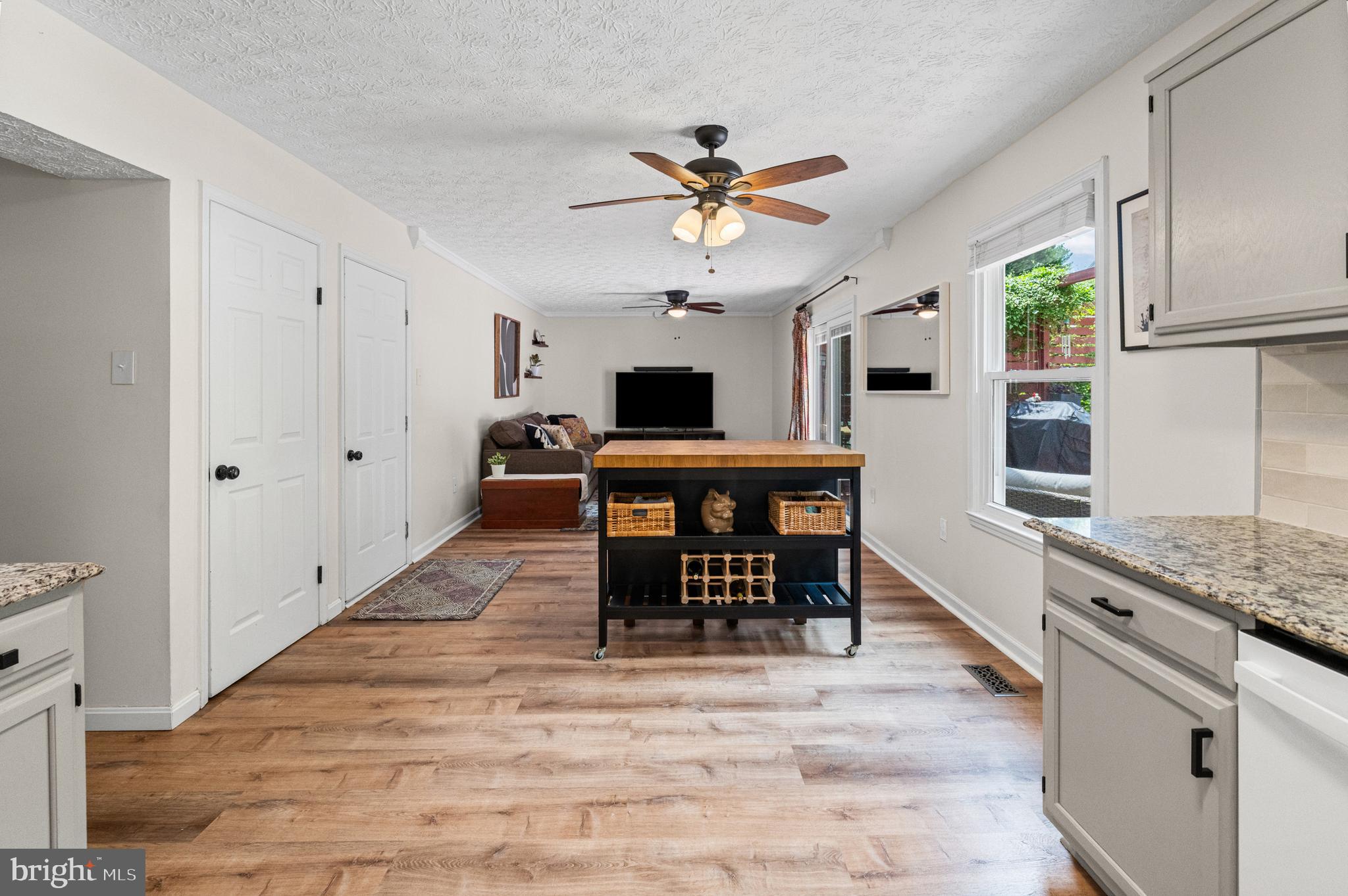 BROADVIEW - Residential