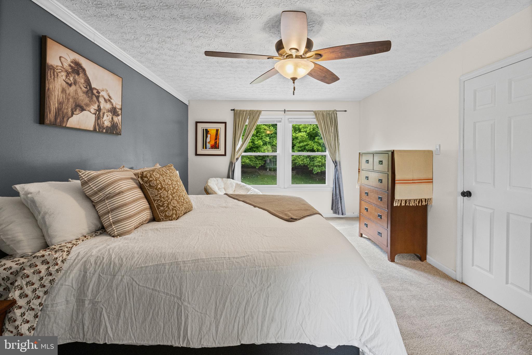 BROADVIEW - Residential
