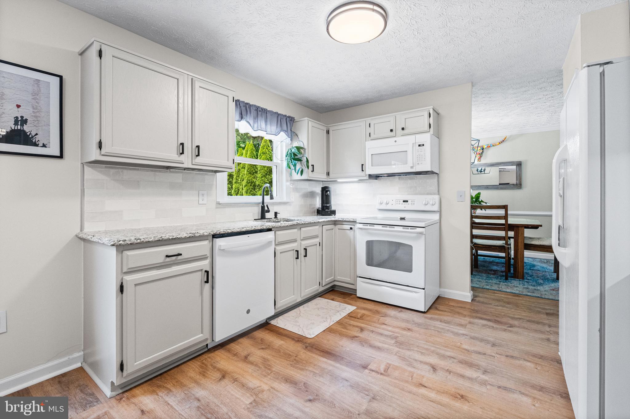 BROADVIEW - Residential