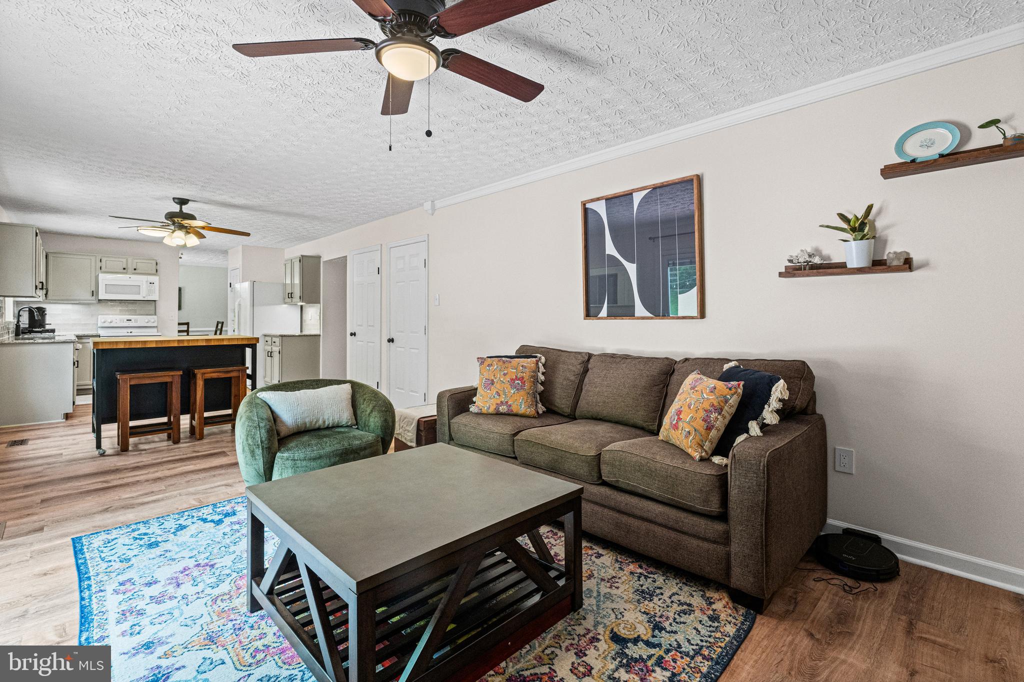 BROADVIEW - Residential