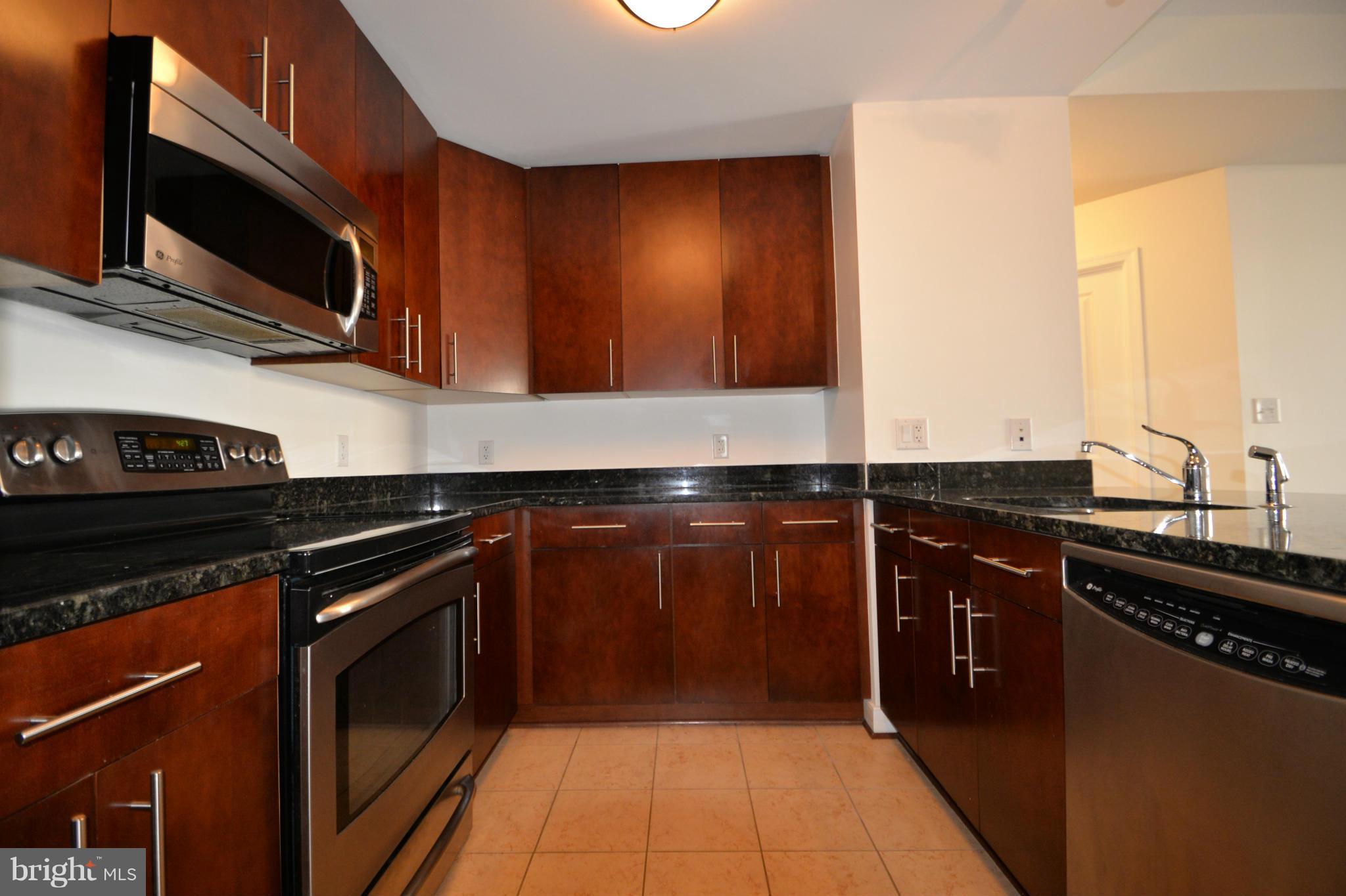 NATIONAL HARBOR - Residential Lease